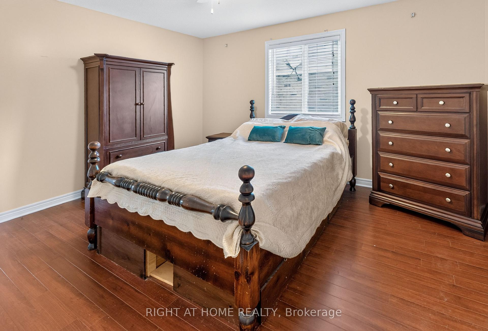 Photo 13 of 14 Oriole Lane, St. Thomas — HOMEH
