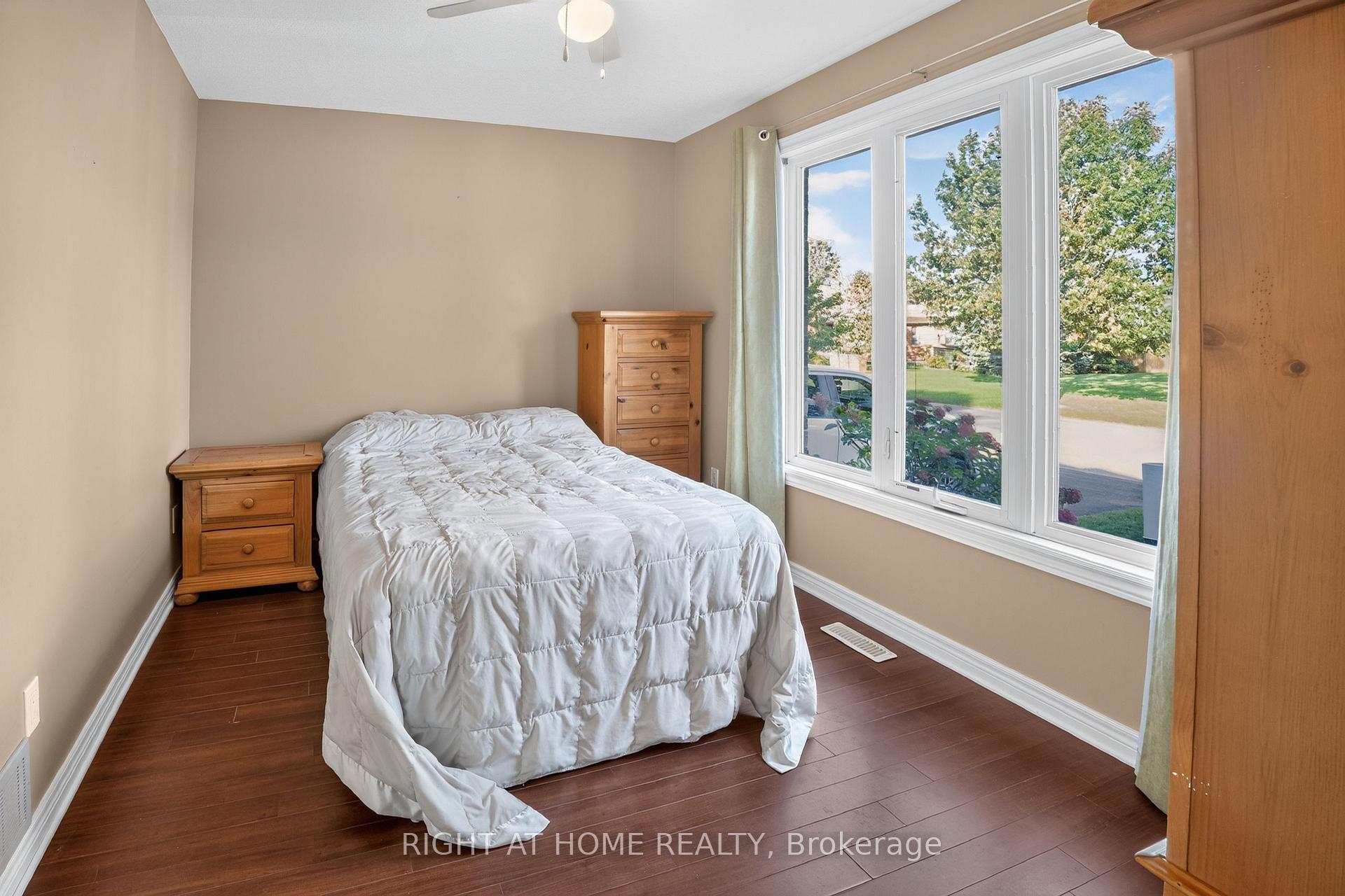 Photo 15 of 14 Oriole Lane, St. Thomas — HOMEH