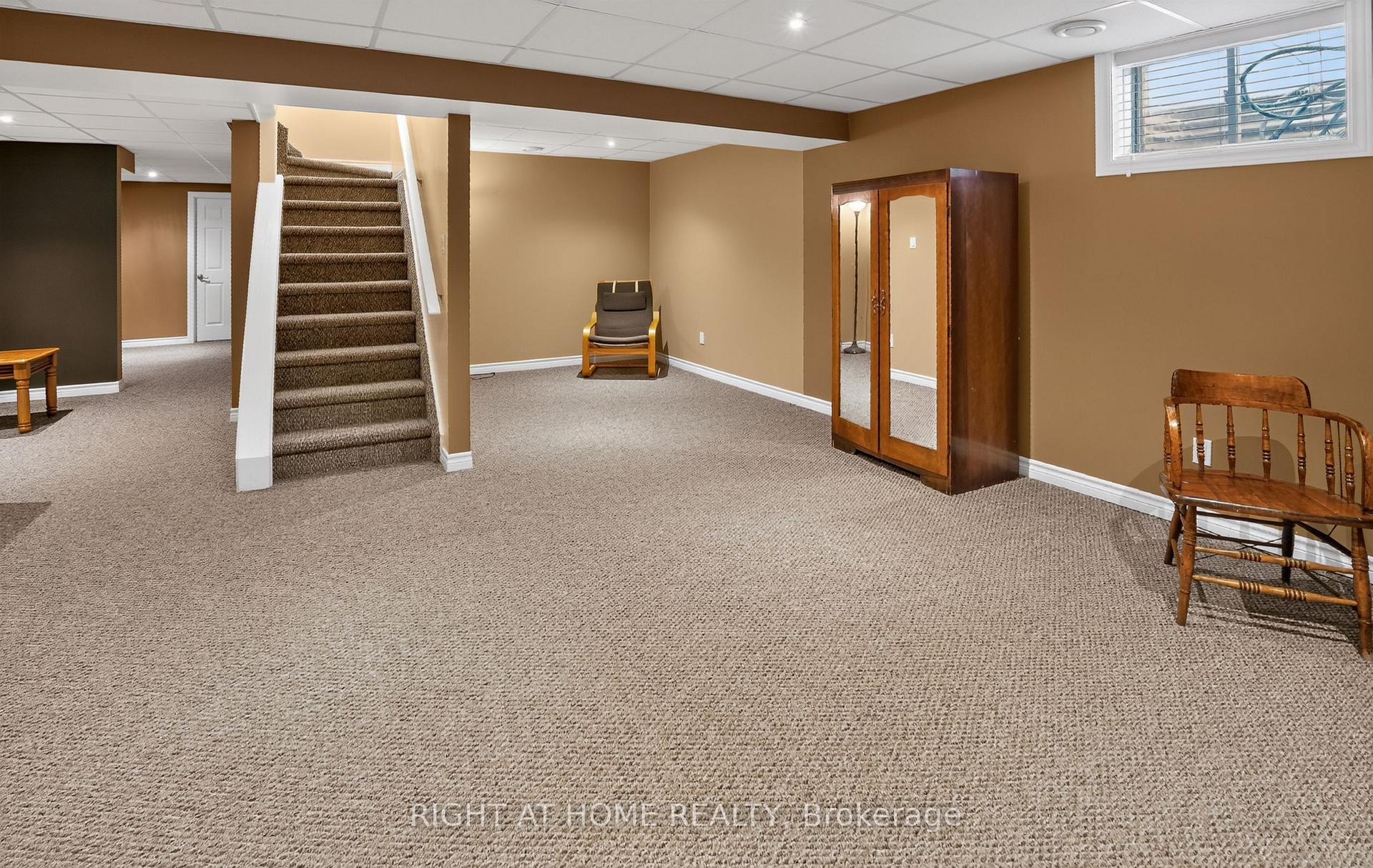 Photo 19 of 14 Oriole Lane, St. Thomas — HOMEH