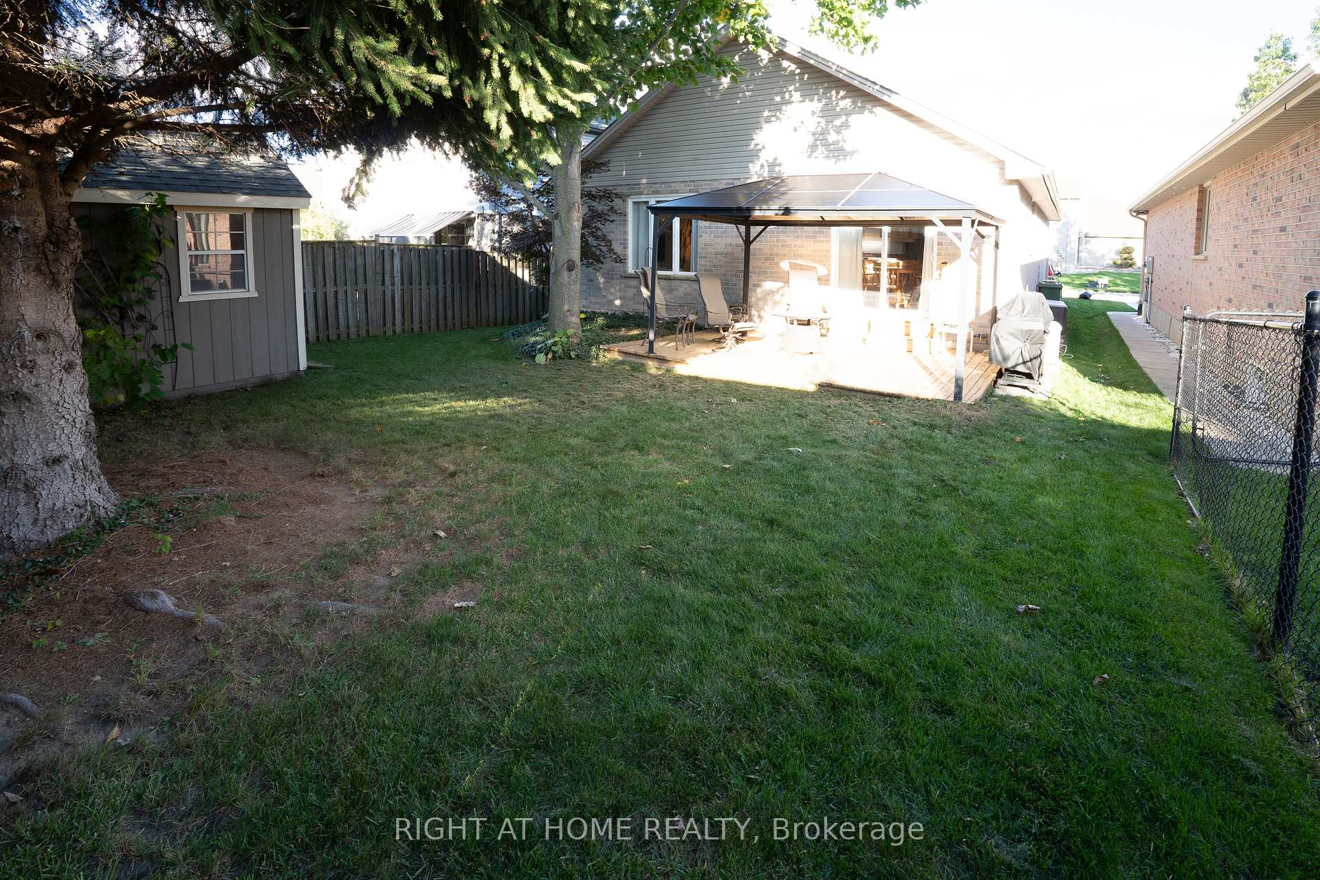 Photo 27 of 14 Oriole Lane, St. Thomas — HOMEH