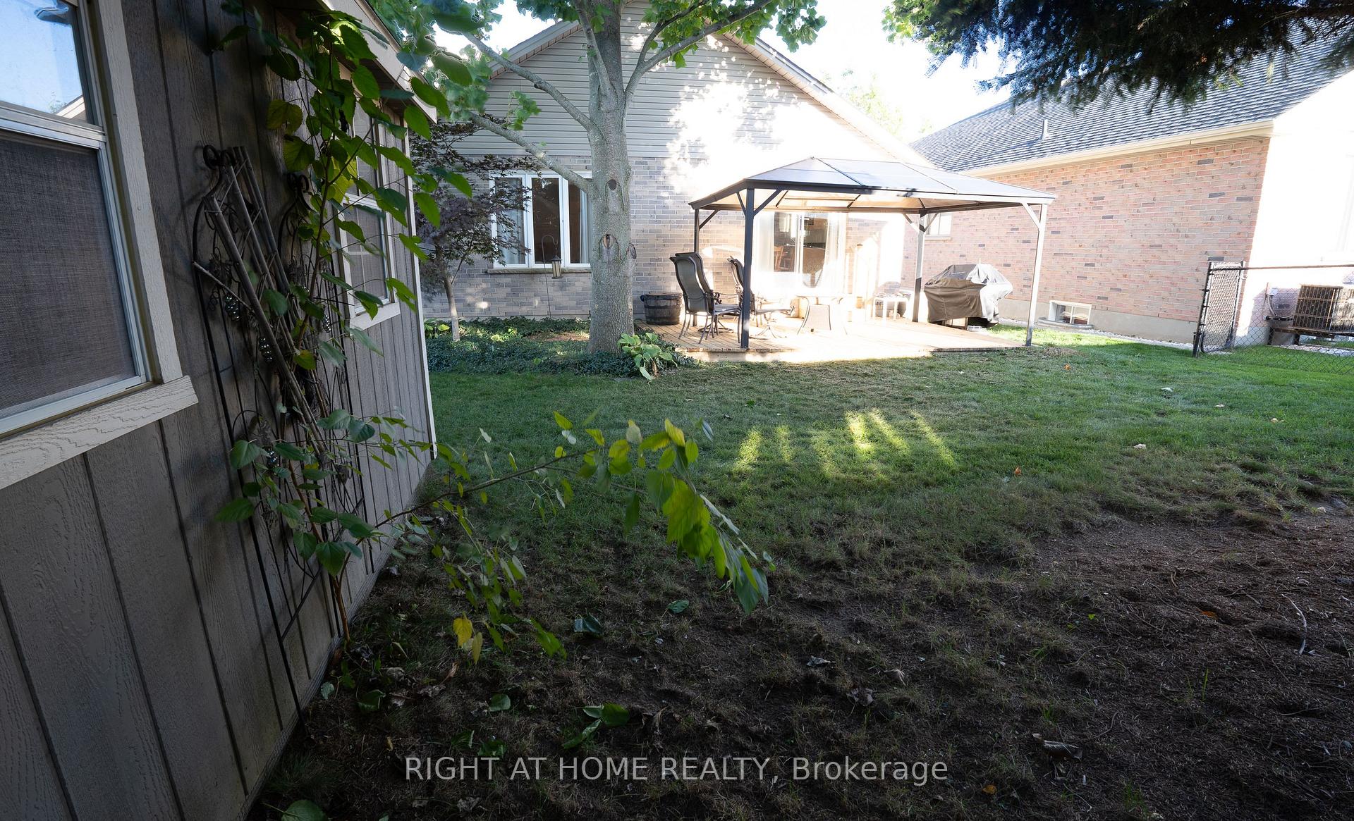 Photo 29 of 14 Oriole Lane, St. Thomas — HOMEH