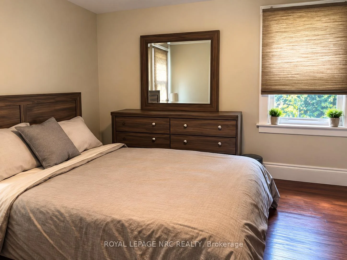 Photo 34 of 5715 Highland Avenue, Niagara Falls, Hospital — HOMEH
