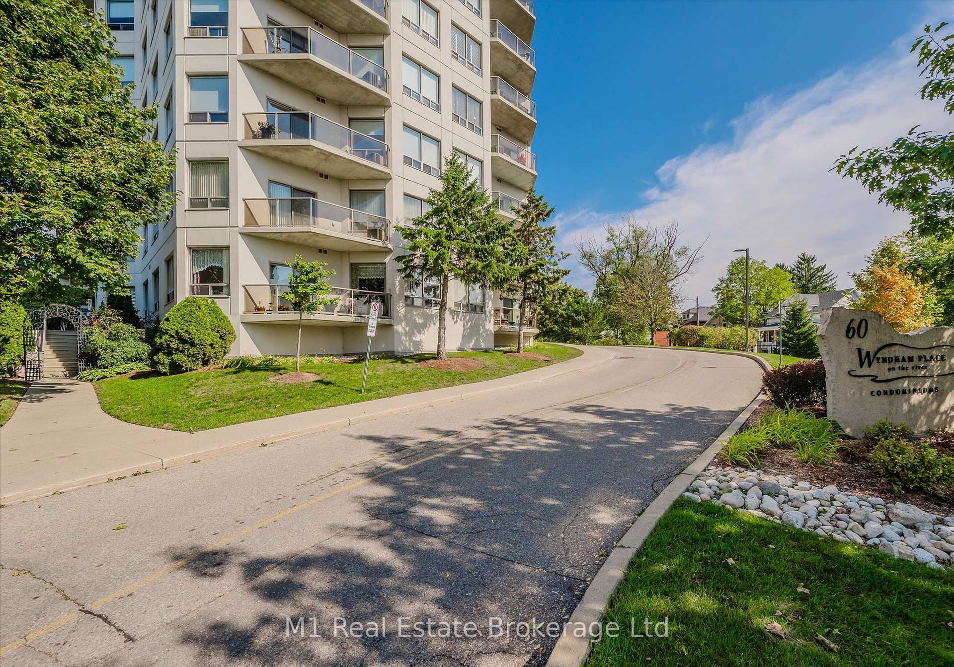 Photo 4 of Unit 207, 60 Wyndham Street S, Guelph, St. Patrick's Ward — HOMEH