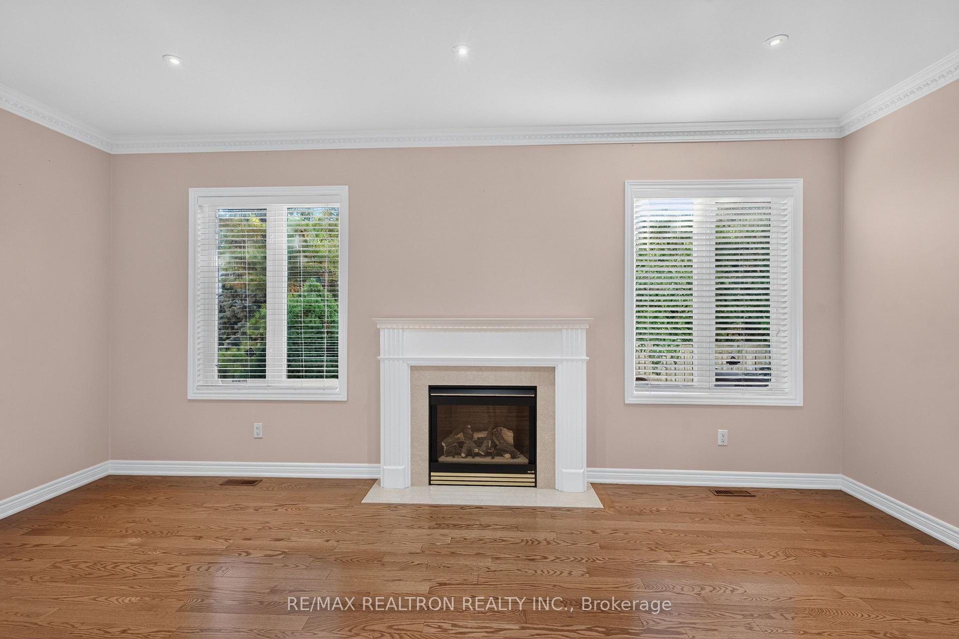 Photo 20 of 12 Loudon Crescent, Vaughan, Beverley Glen — HOMEH