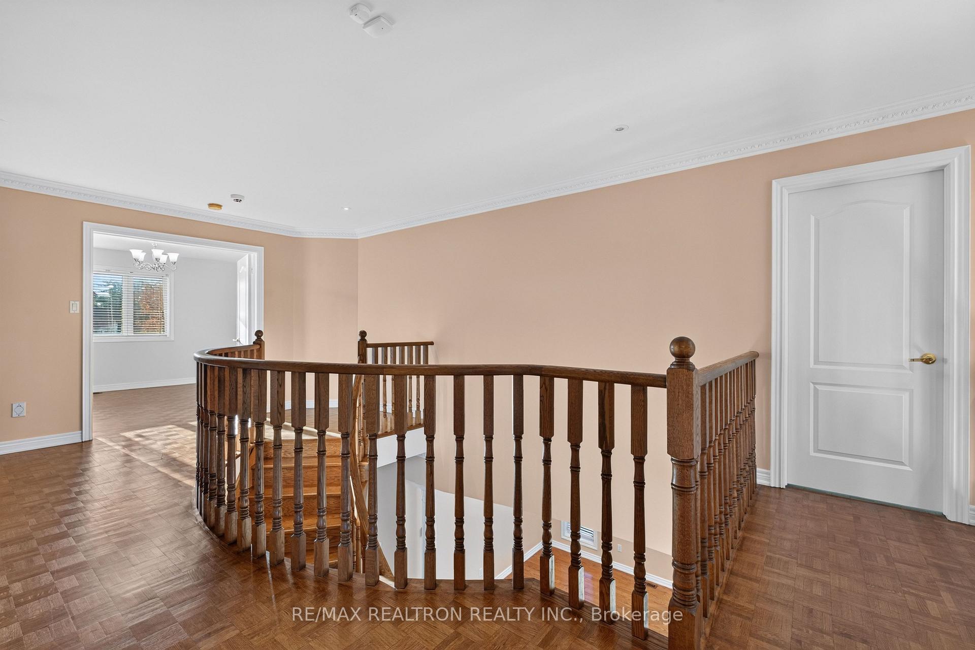 Photo 26 of 12 Loudon Crescent, Vaughan, Beverley Glen — HOMEH