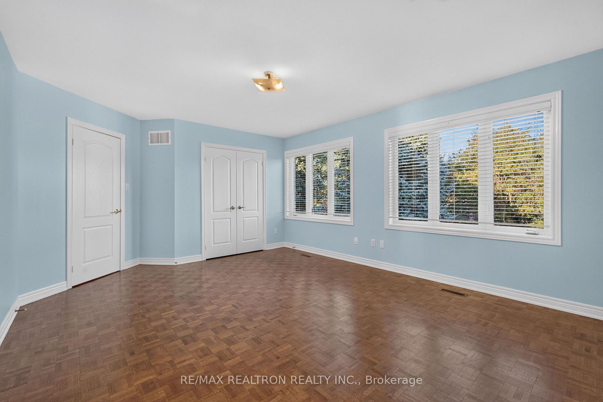 Photo 37 of 12 Loudon Crescent, Vaughan, Beverley Glen — HOMEH