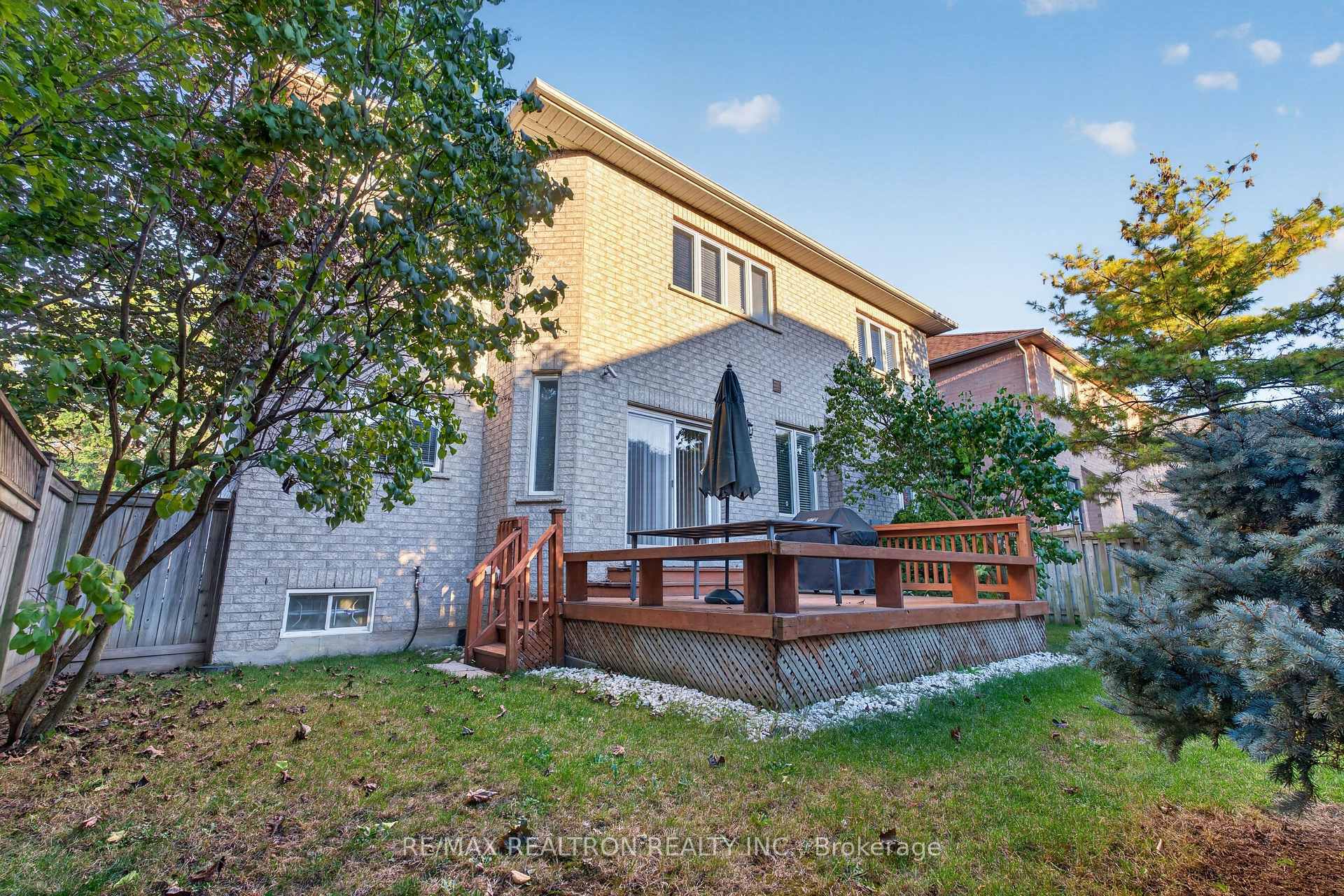 Photo 48 of 12 Loudon Crescent, Vaughan, Beverley Glen — HOMEH