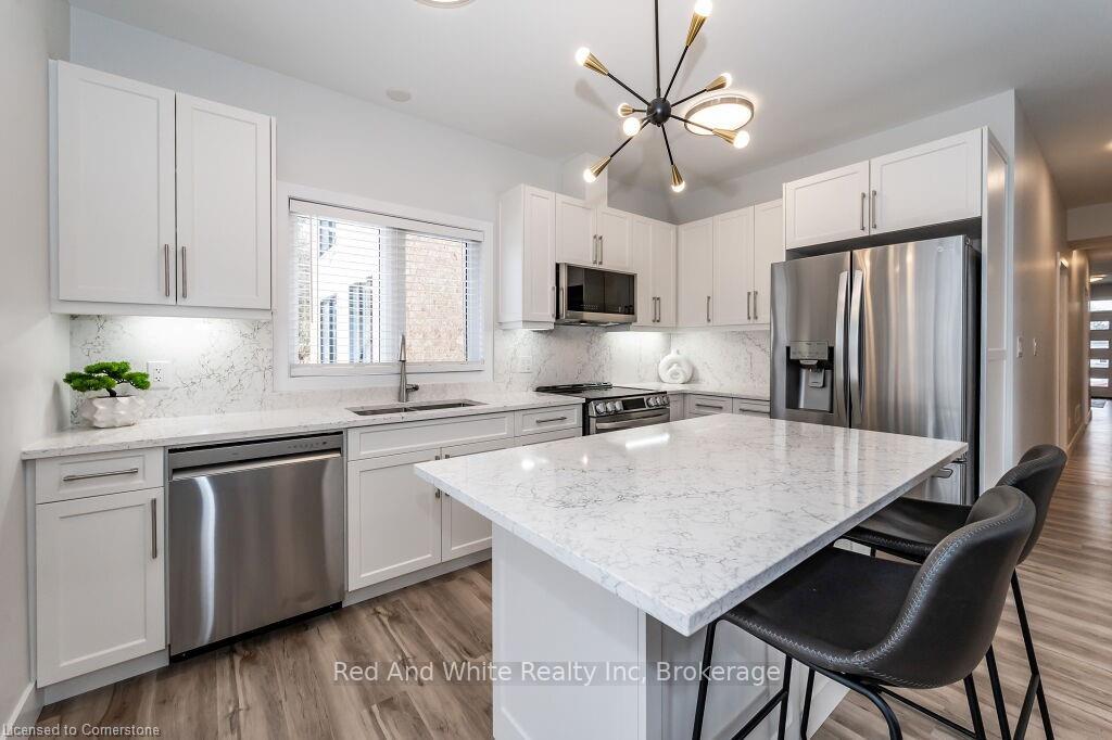 Photo 8 of 498 Karn Street, Kitchener, Victoria Hills — HOMEH