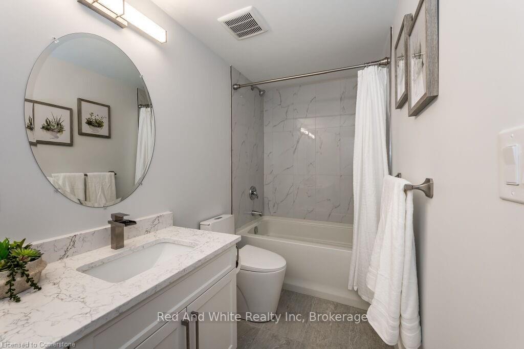 Photo 15 of 498 Karn Street, Kitchener, Victoria Hills — HOMEH