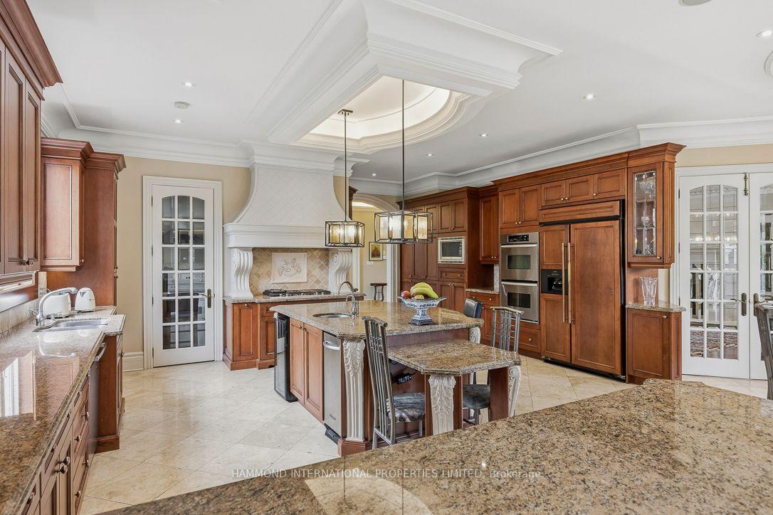 Photo 15 of 776 Woodland Acres Crescent, Vaughan, Rural Vaughan — HOMEH