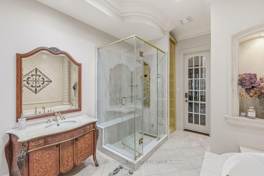 Photo 22 of 776 Woodland Acres Crescent, Vaughan, Rural Vaughan — HOMEH