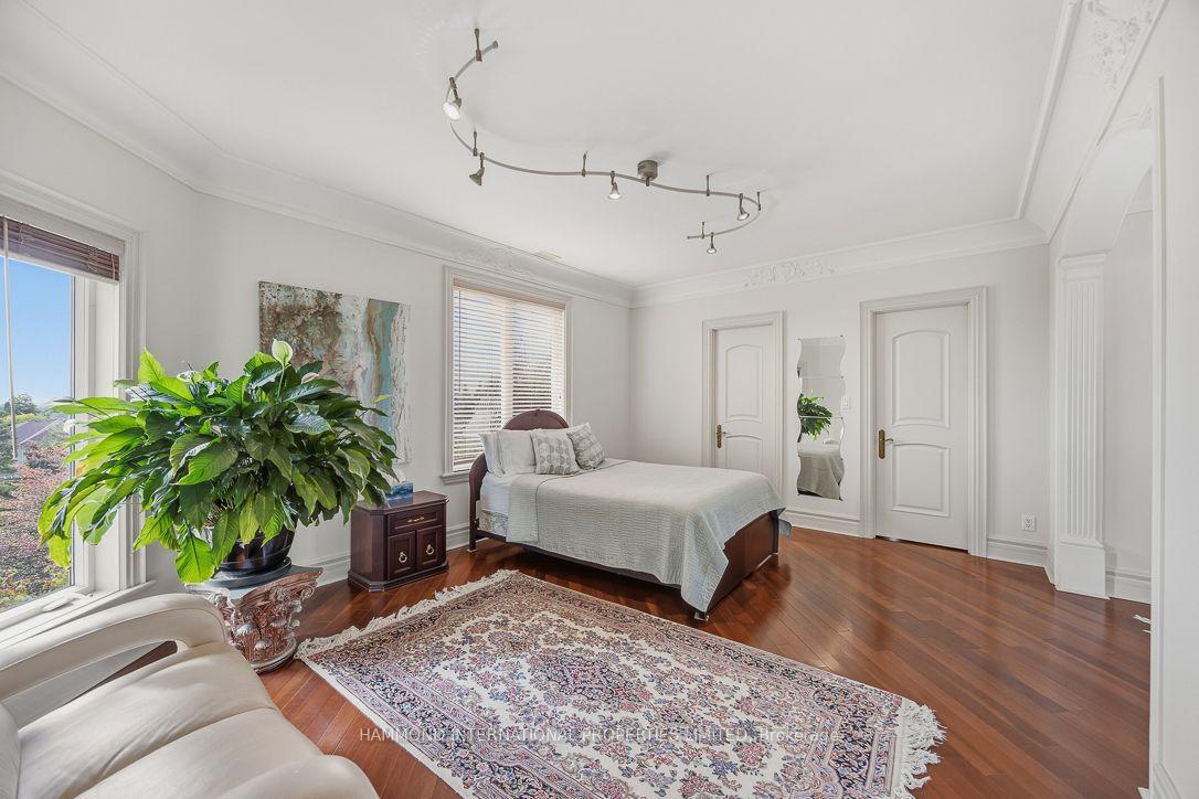 Photo 30 of 776 Woodland Acres Crescent, Vaughan, Rural Vaughan — HOMEH
