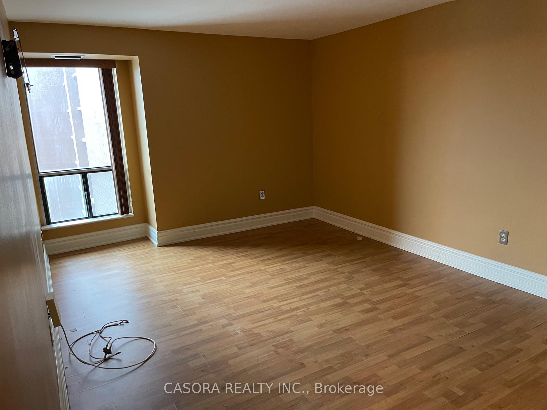 Photo 5 of Unit 510, 1400 Dixie Road, Mississauga, Lakeview — HOMEH