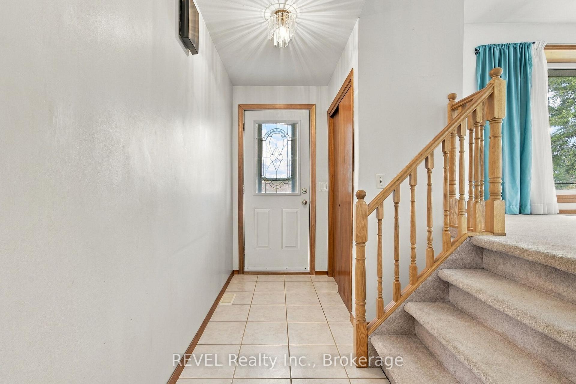 Photo 5 of 17527 Telephone Road, Quinte West, Murray Ward — HOMEH
