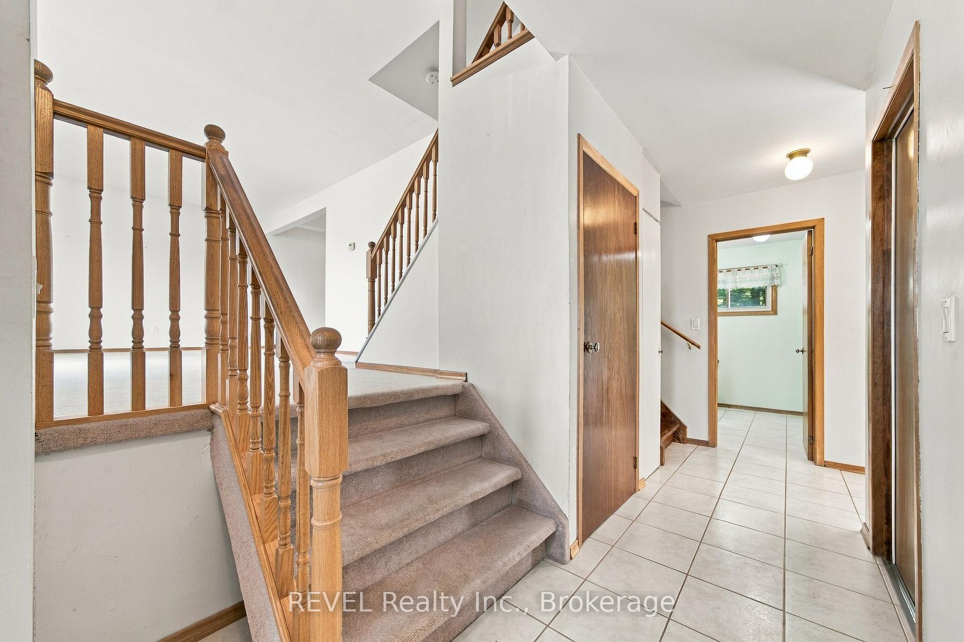 Photo 7 of 17527 Telephone Road, Quinte West, Murray Ward — HOMEH