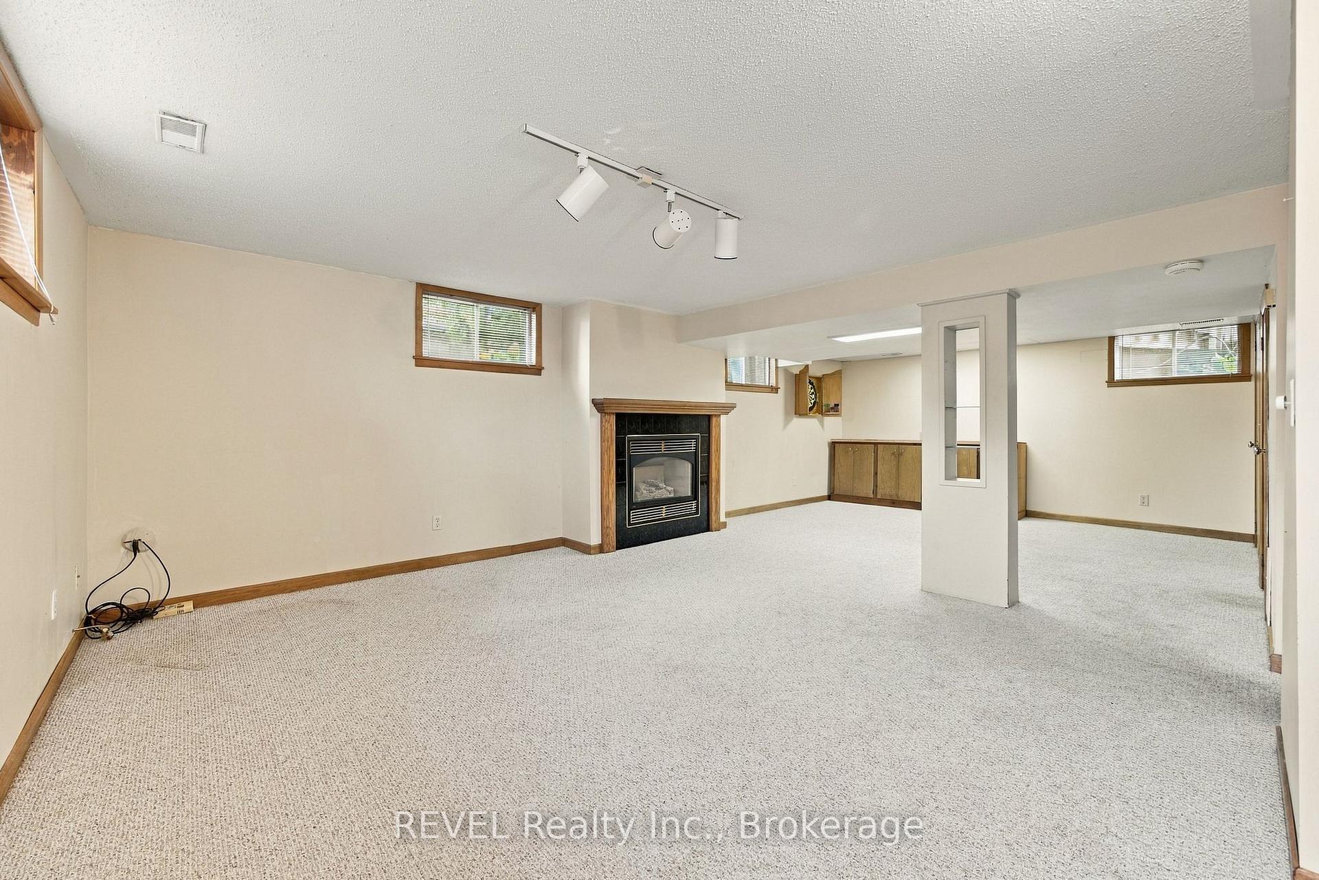 Photo 32 of 17527 Telephone Road, Quinte West, Murray Ward — HOMEH