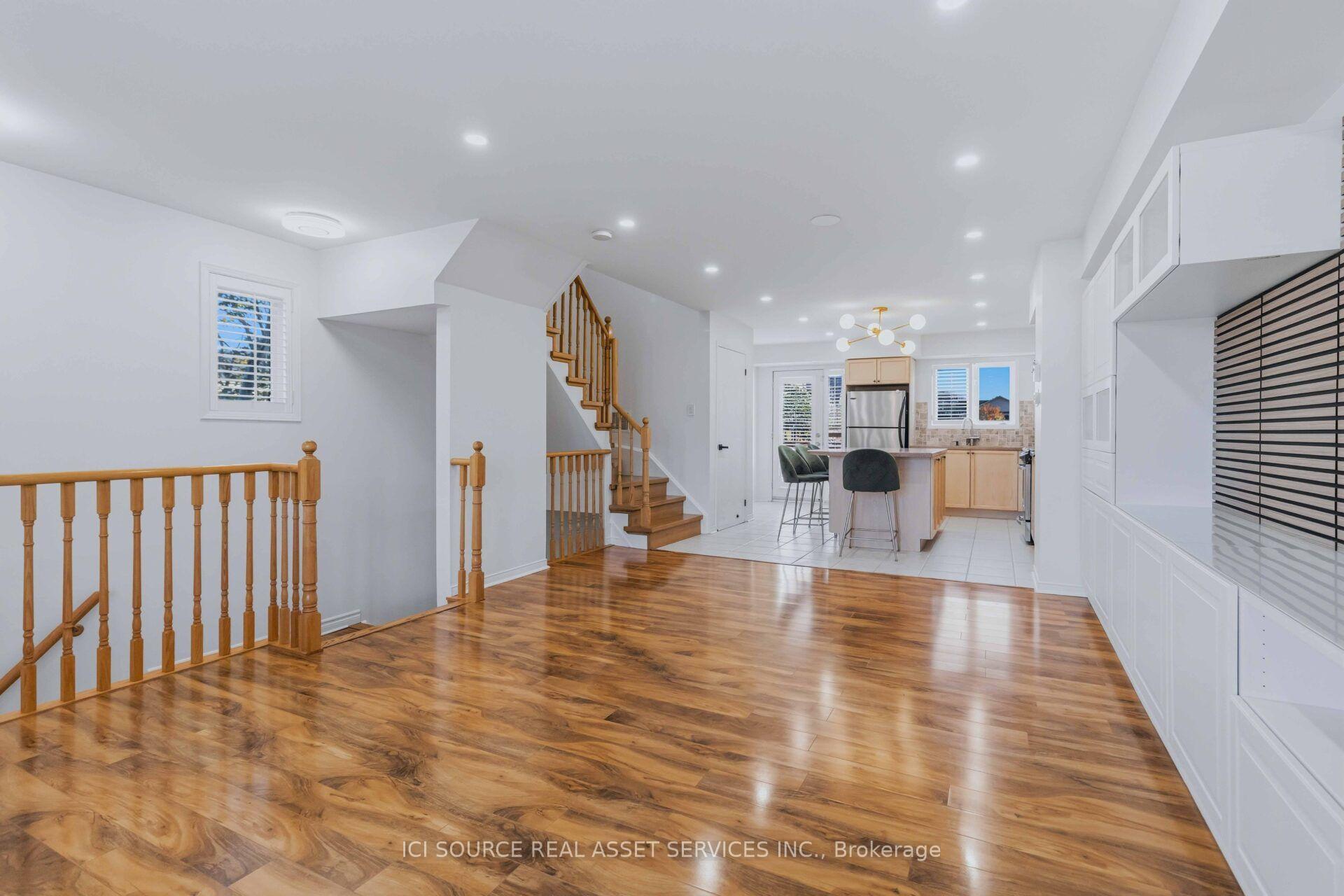 Photo 15 of Unit 48, 4985 Southampton Drive, Mississauga, Churchill Meadows — HOMEH