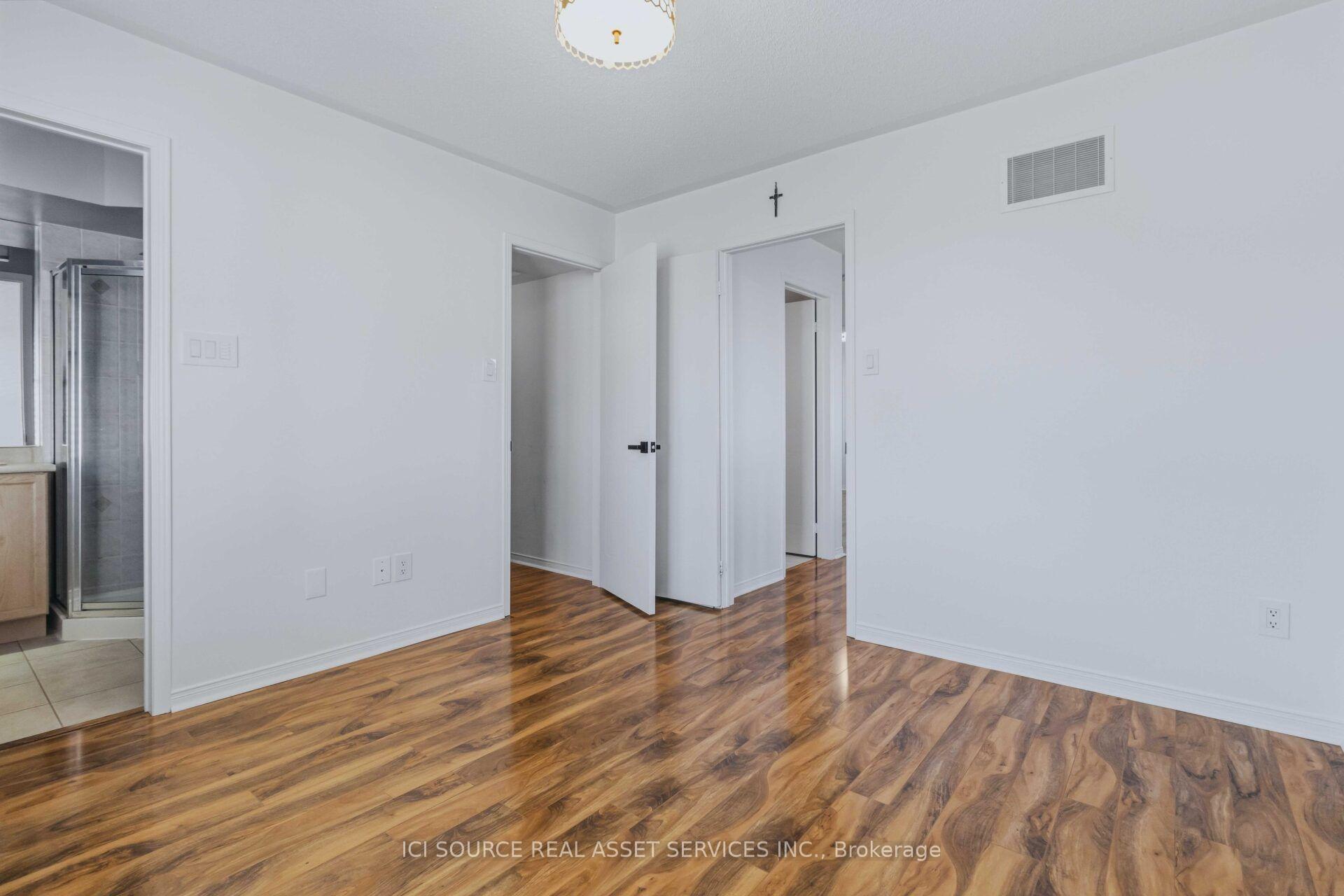 Photo 37 of Unit 48, 4985 Southampton Drive, Mississauga, Churchill Meadows — HOMEH
