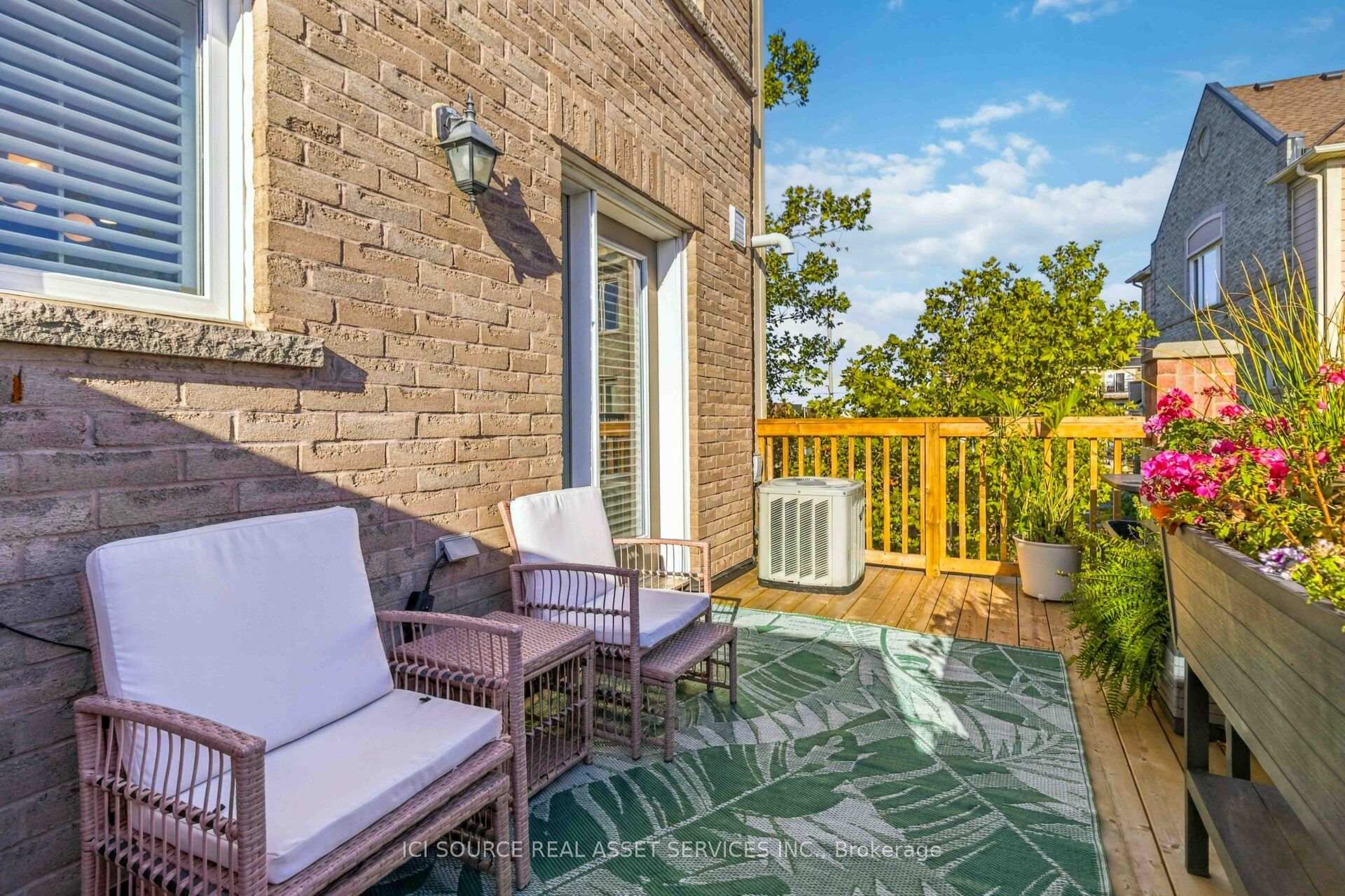 Photo 42 of Unit 48, 4985 Southampton Drive, Mississauga, Churchill Meadows — HOMEH