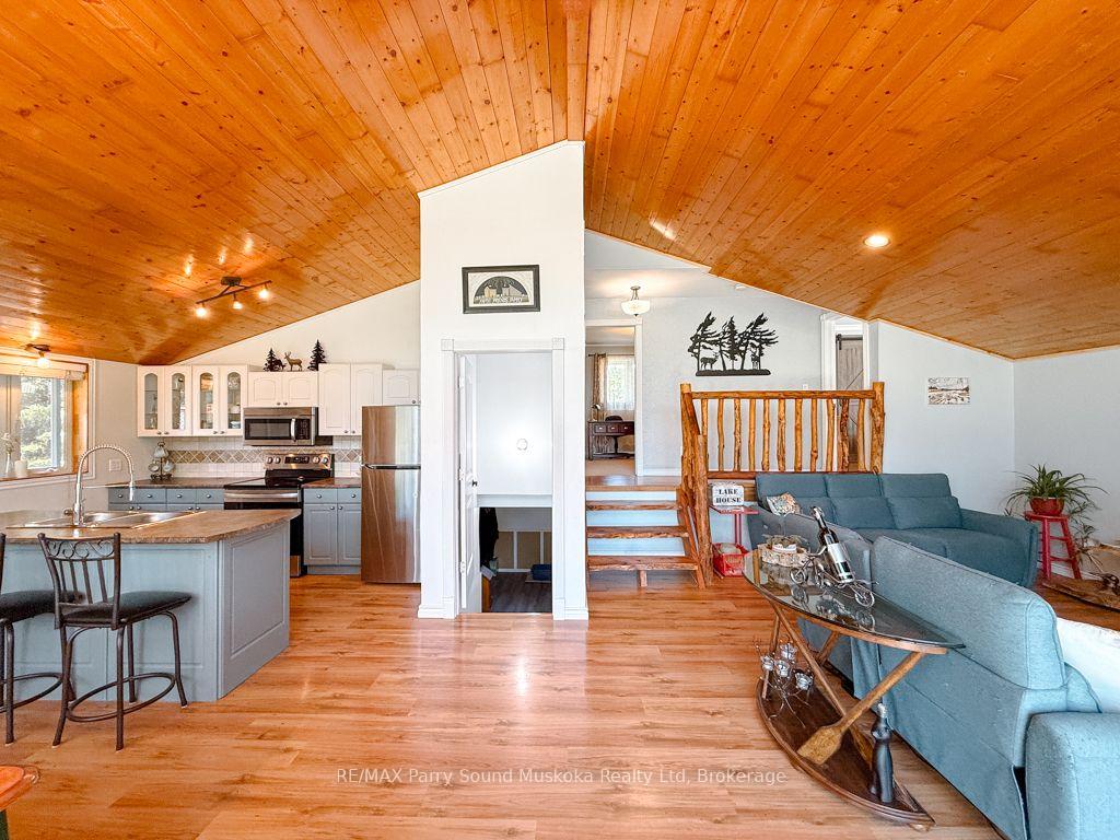 Photo 11 of 4031 Highway 520, Magnetawan — HOMEH