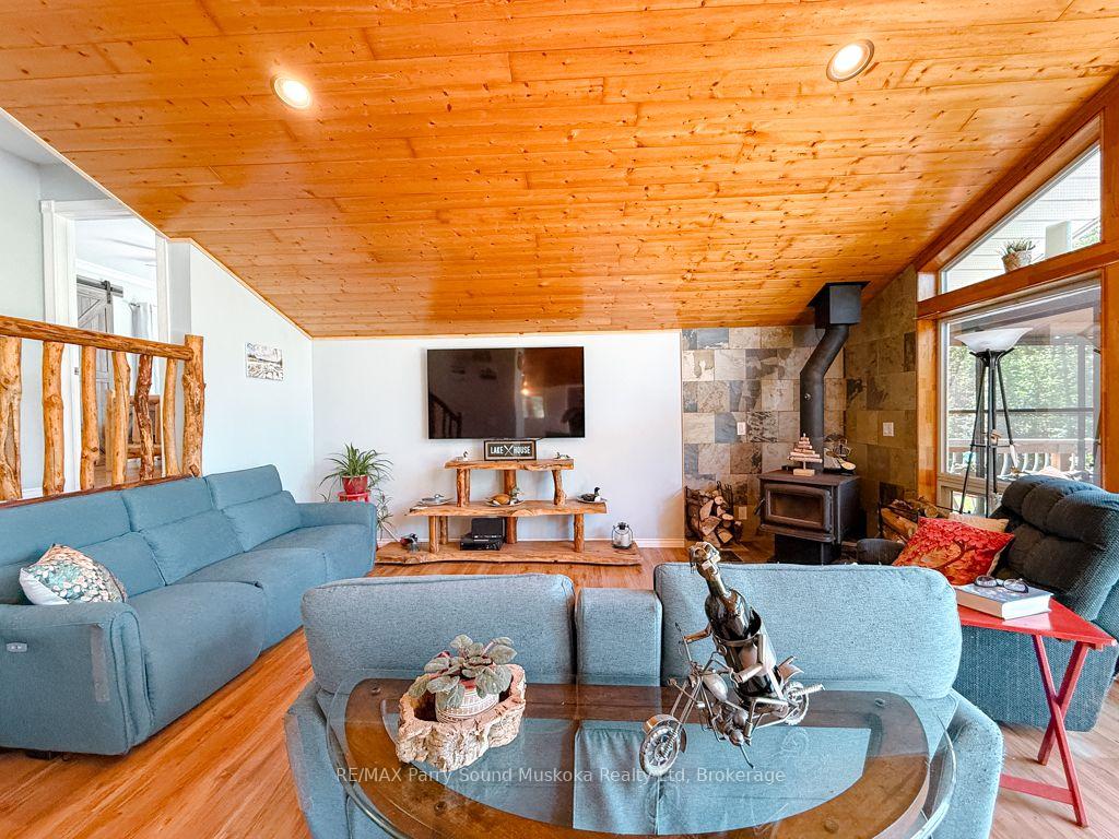 Photo 12 of 4031 Highway 520, Magnetawan — HOMEH