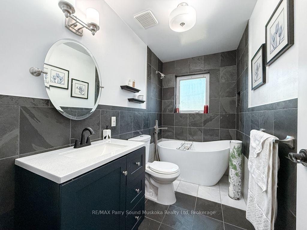Photo 21 of 4031 Highway 520, Magnetawan — HOMEH