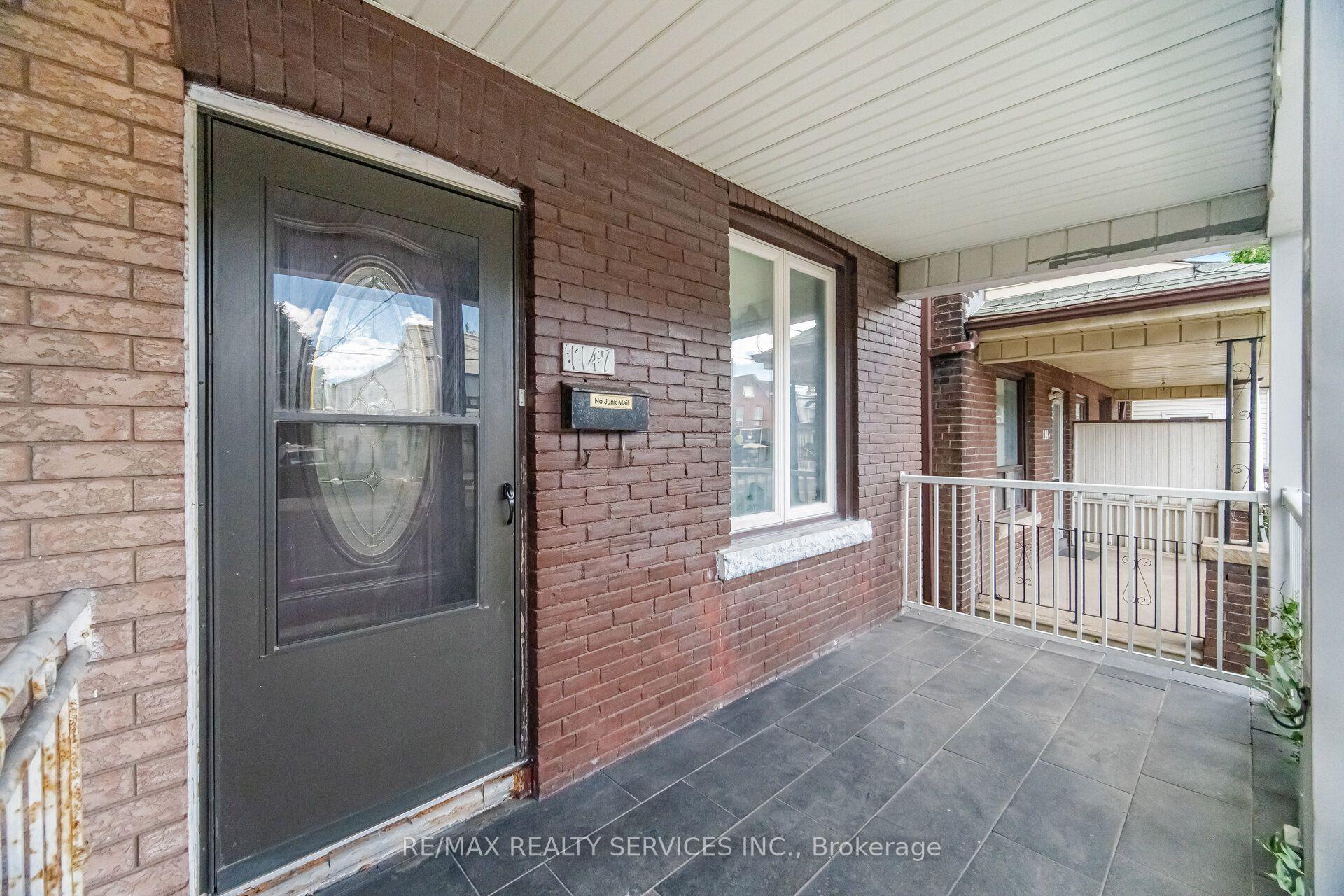 Photo 3 of 1147 Dufferin Street, Toronto, Dovercourt-Wallace Emerson-Junction — HOMEH