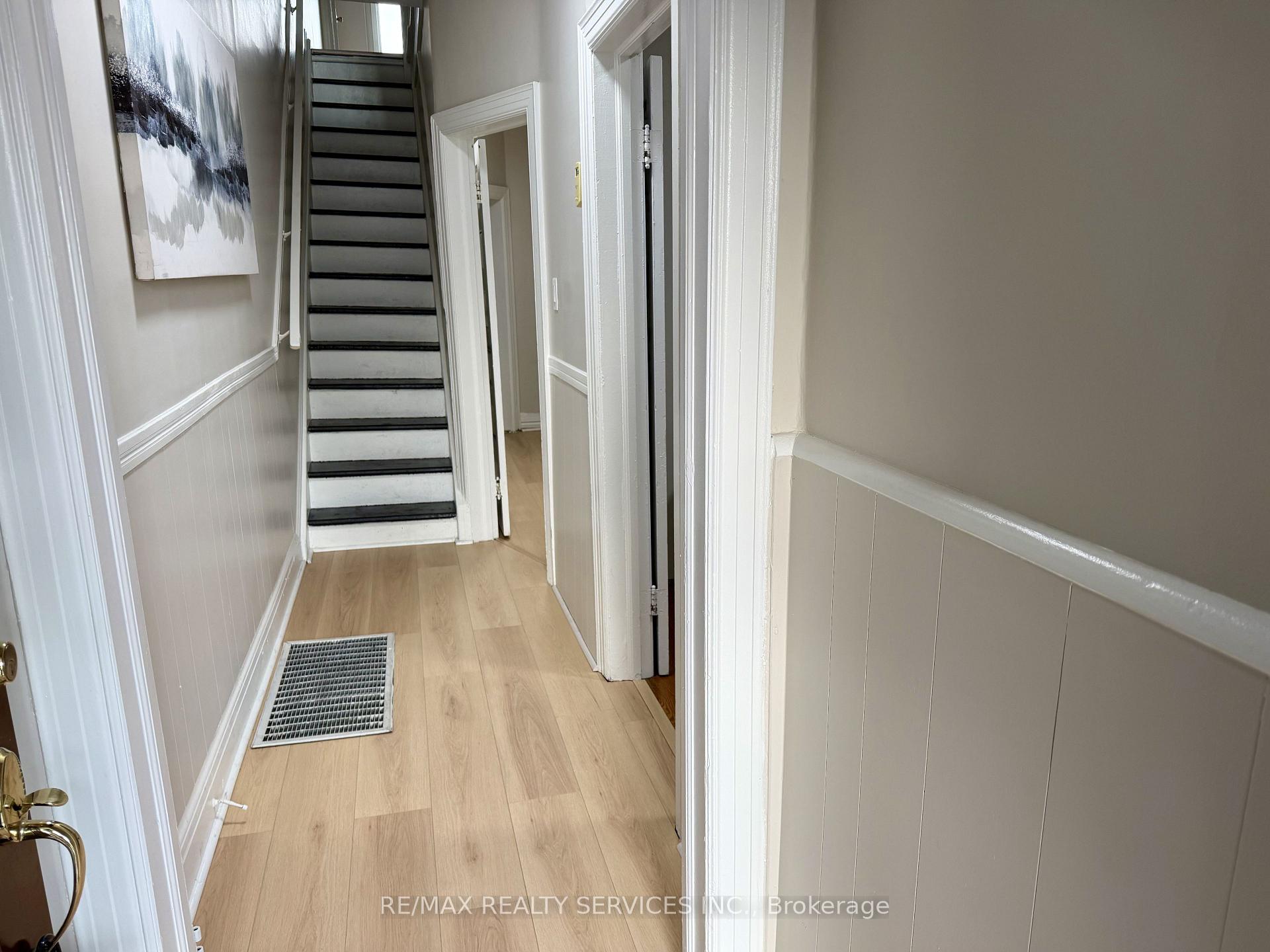 Photo 5 of 1147 Dufferin Street, Toronto, Dovercourt-Wallace Emerson-Junction — HOMEH