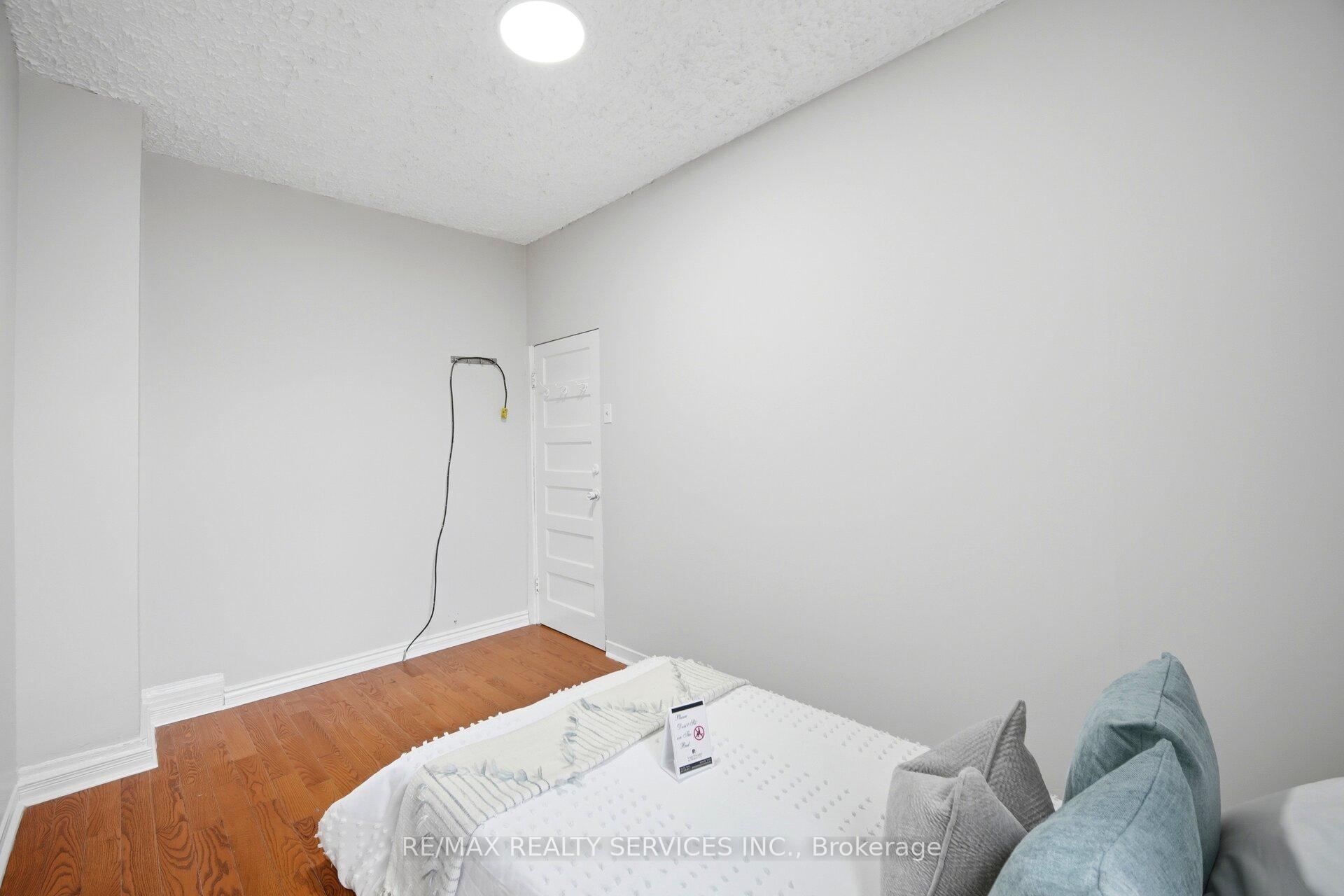 Photo 17 of 1147 Dufferin Street, Toronto, Dovercourt-Wallace Emerson-Junction — HOMEH