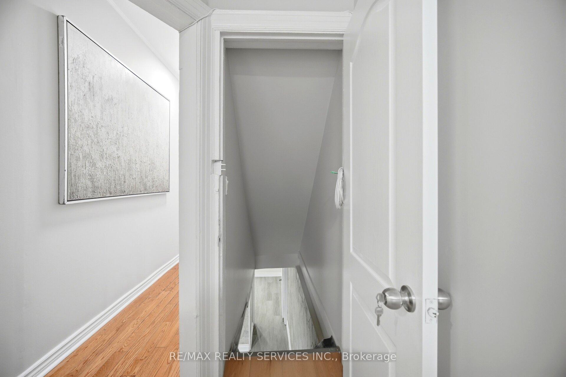 Photo 30 of 1147 Dufferin Street, Toronto, Dovercourt-Wallace Emerson-Junction — HOMEH