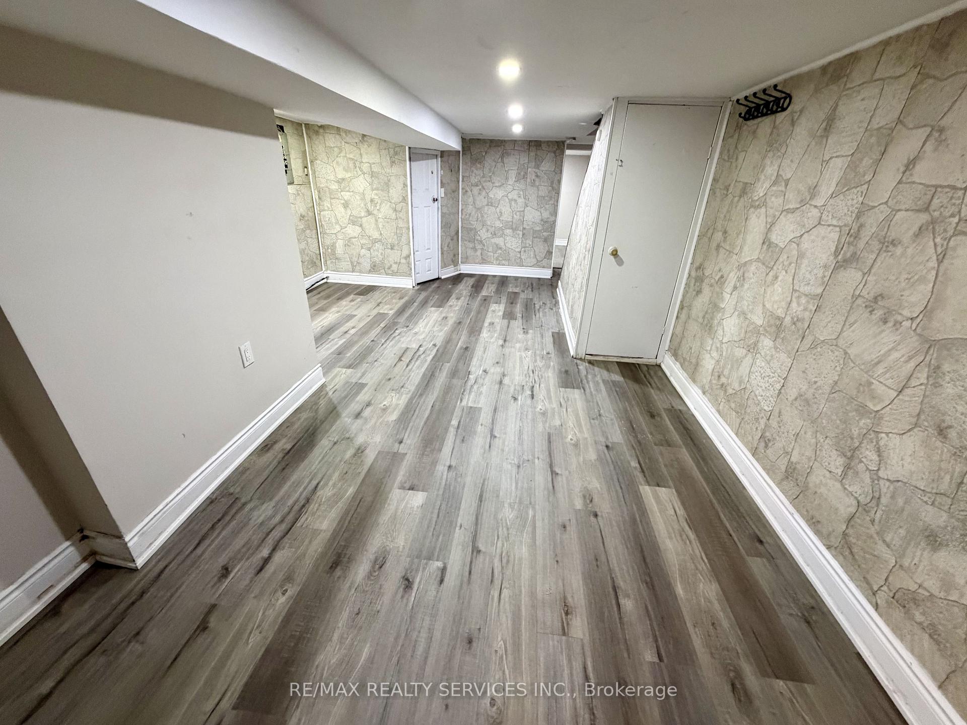 Photo 39 of 1147 Dufferin Street, Toronto, Dovercourt-Wallace Emerson-Junction — HOMEH