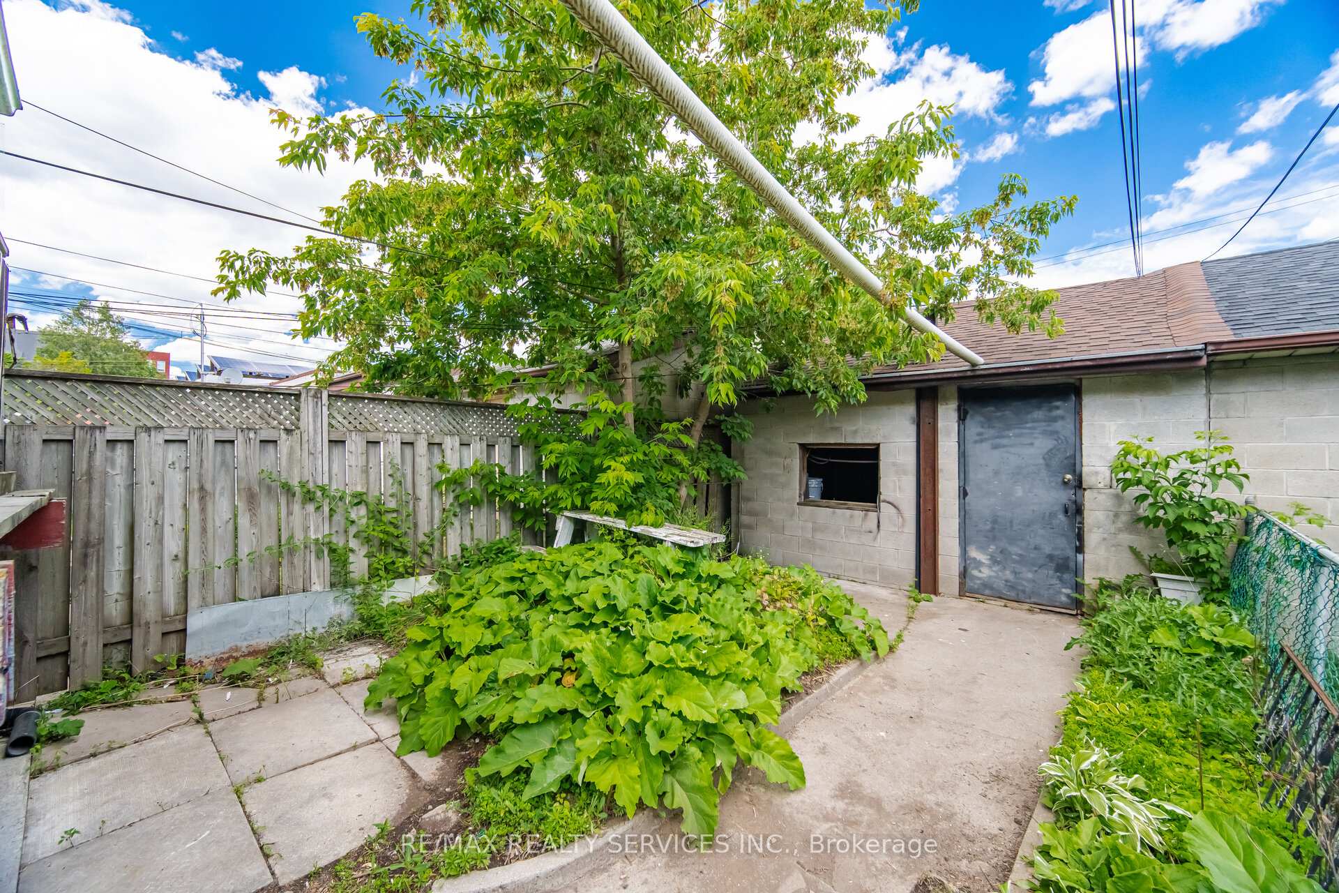 Photo 42 of 1147 Dufferin Street, Toronto, Dovercourt-Wallace Emerson-Junction — HOMEH