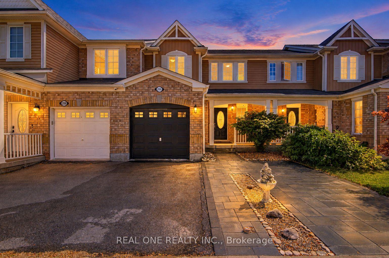 Photo 3 of 266 Woodley Crescent, Milton, Willmott — HOMEH