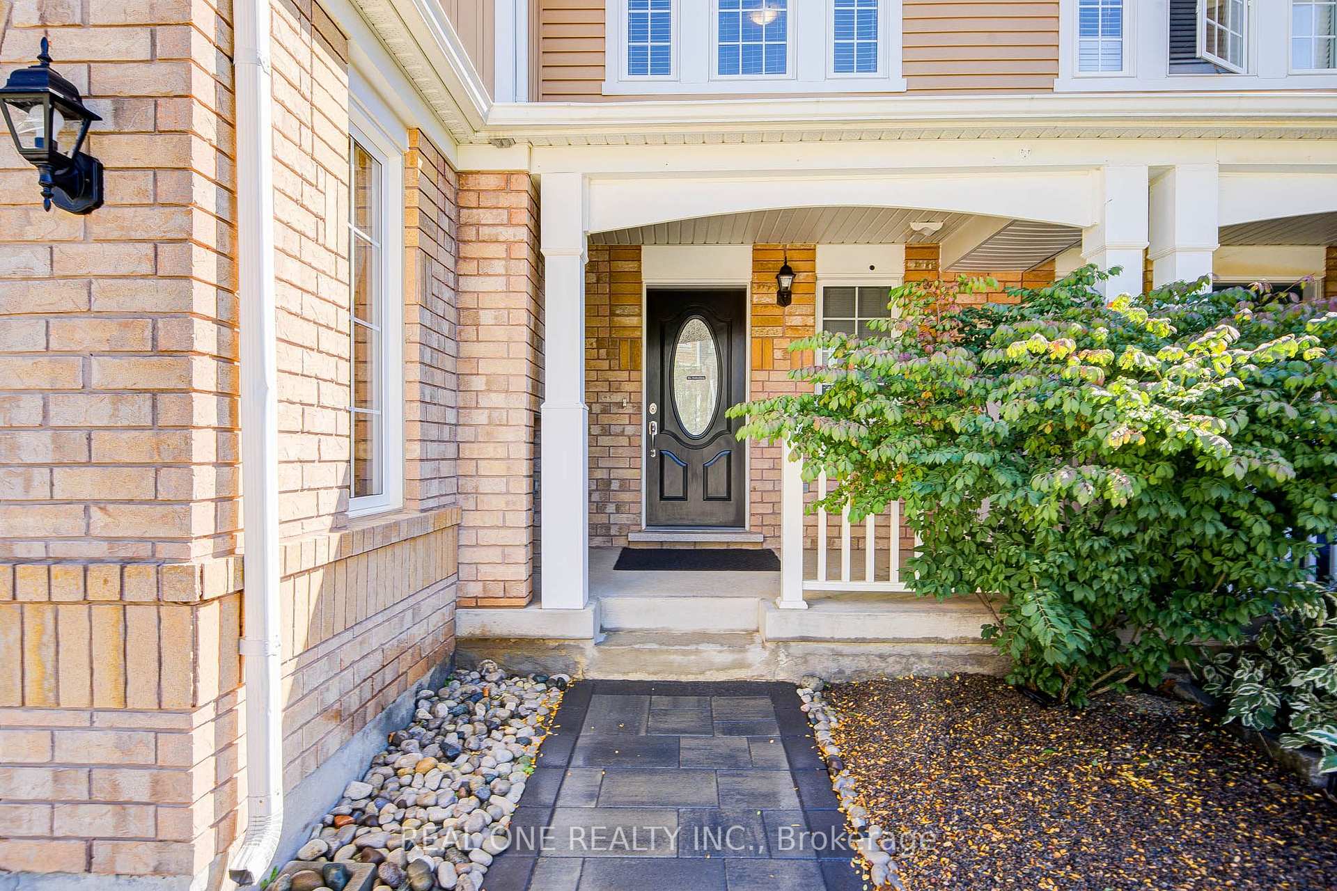 Photo 5 of 266 Woodley Crescent, Milton, Willmott — HOMEH