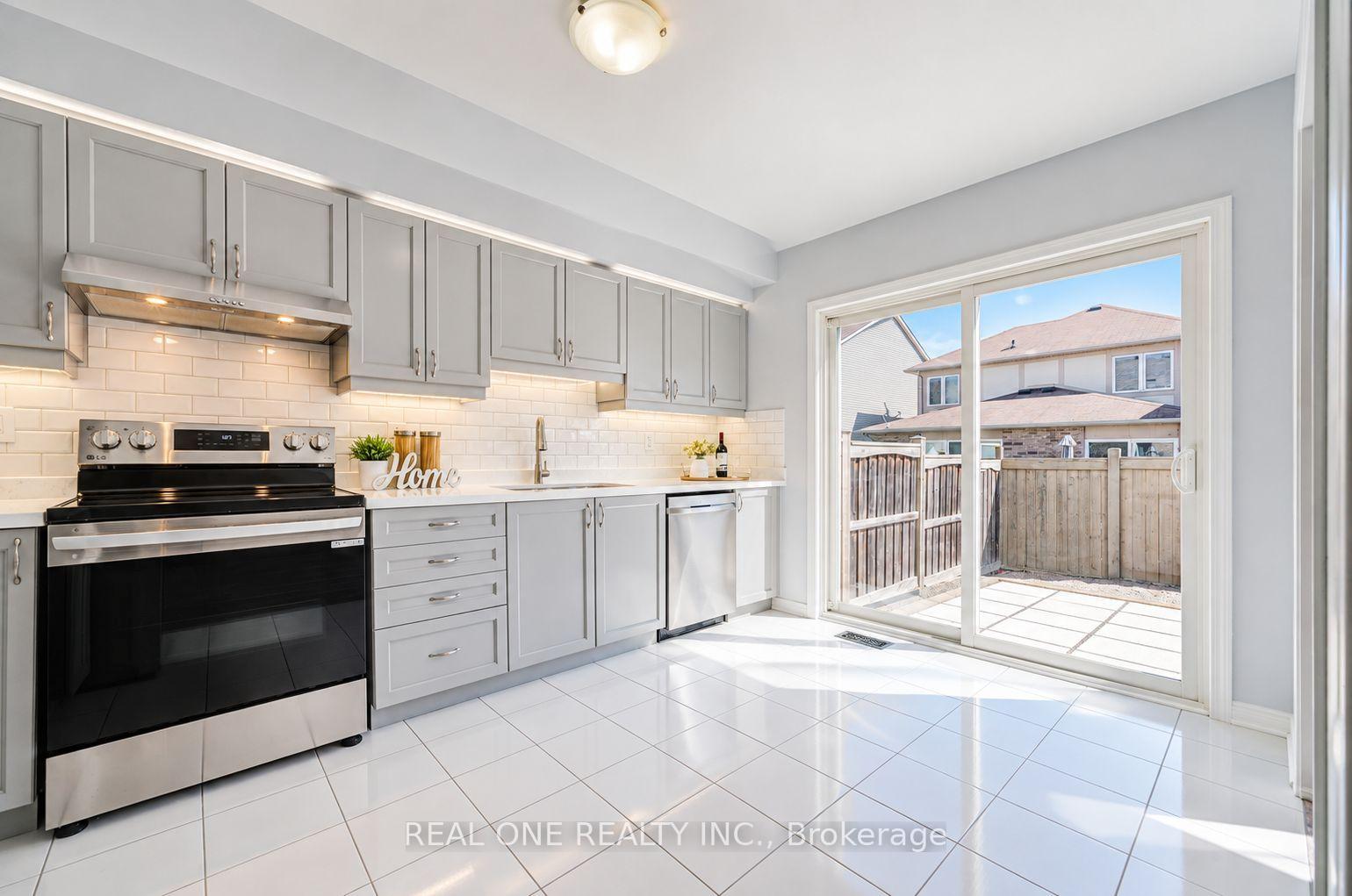 Photo 20 of 266 Woodley Crescent, Milton, Willmott — HOMEH