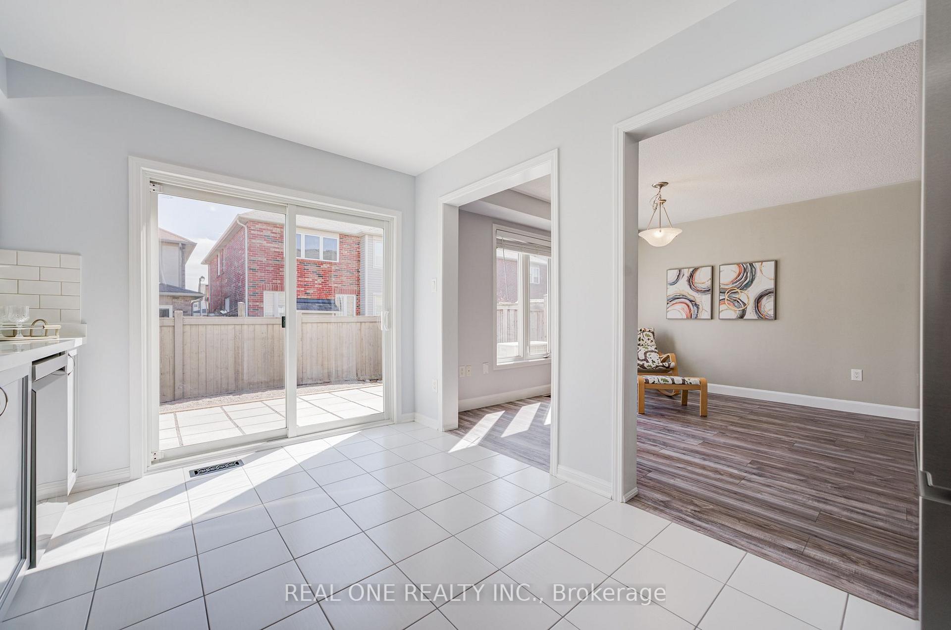 Photo 24 of 266 Woodley Crescent, Milton, Willmott — HOMEH