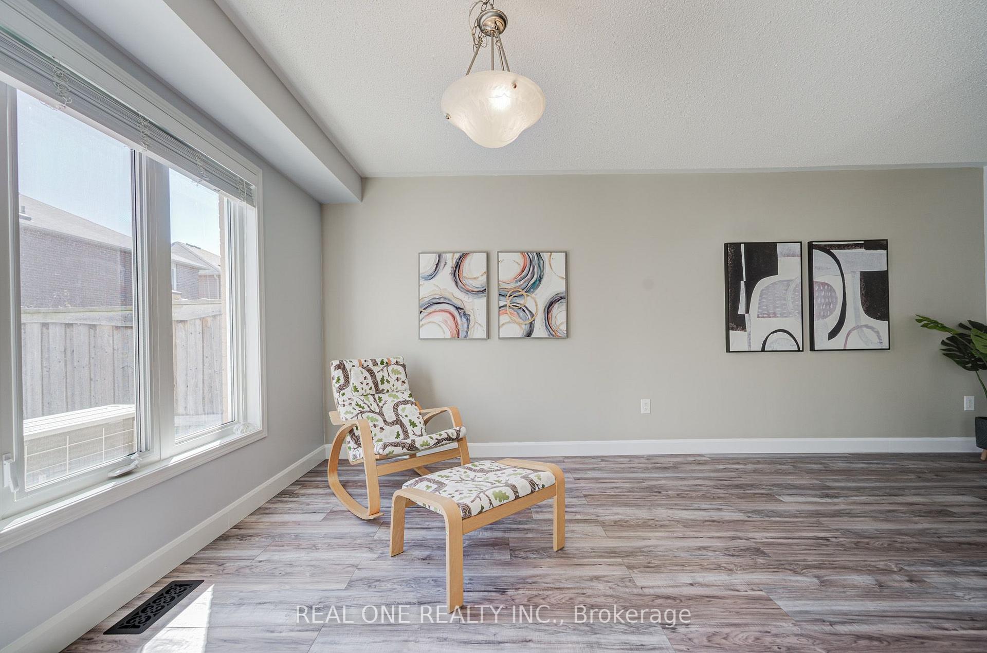 Photo 29 of 266 Woodley Crescent, Milton, Willmott — HOMEH