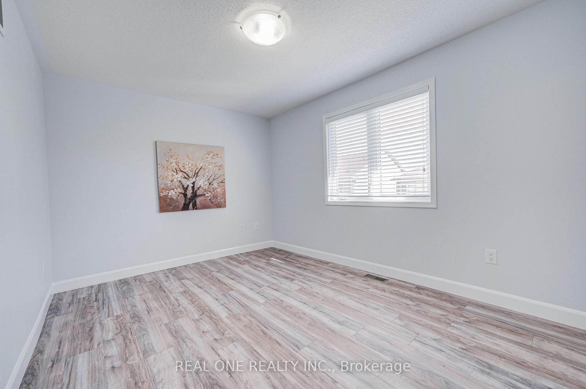 Photo 33 of 266 Woodley Crescent, Milton, Willmott — HOMEH