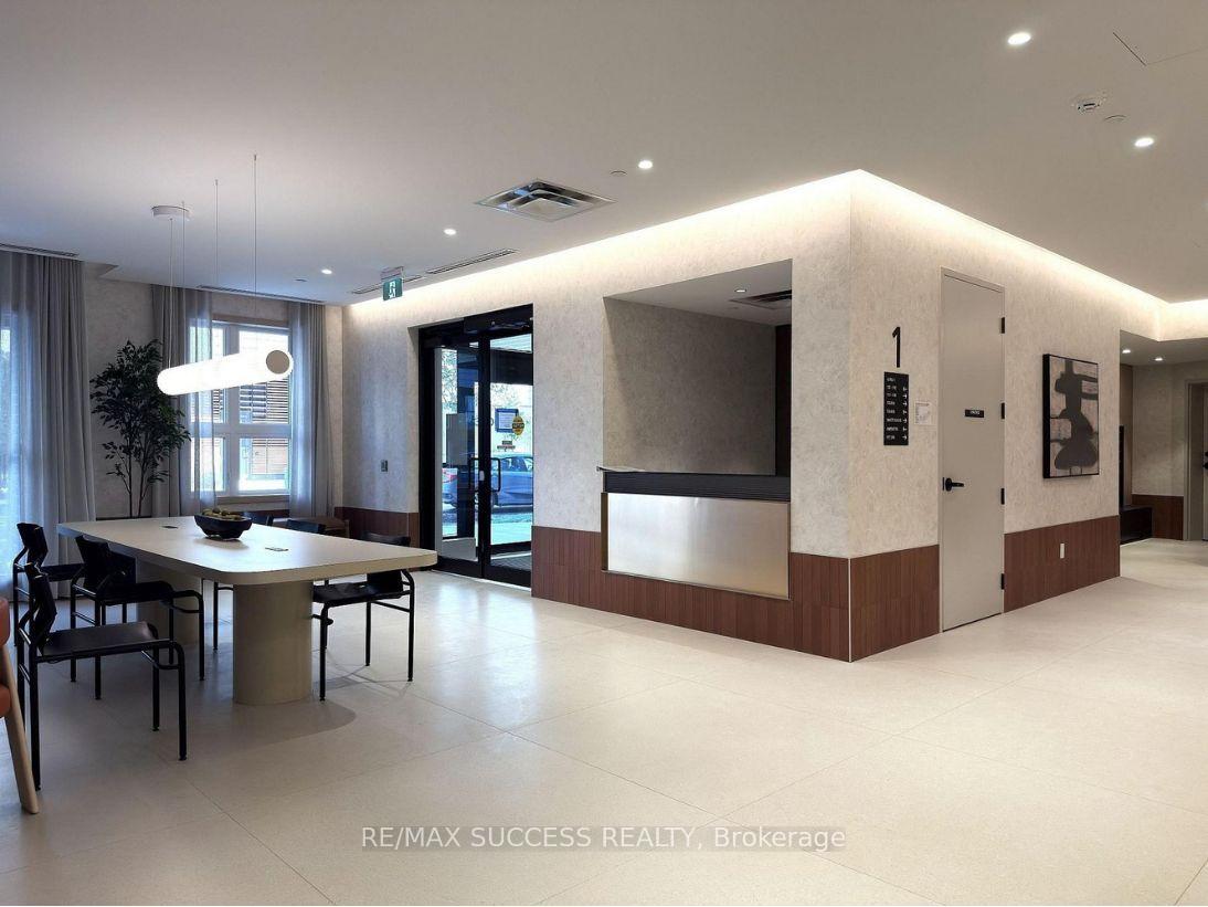 Photo 3 of 3008 William Cutmore Boulevard, Oakville, Joshua Meadows — HOMEH