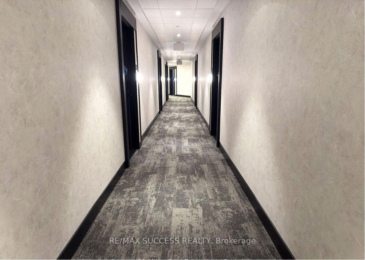 Photo 4 of 3008 William Cutmore Boulevard, Oakville, Joshua Meadows — HOMEH