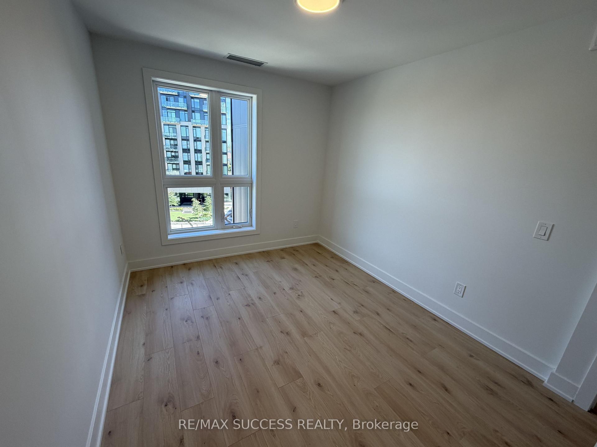 Photo 10 of 3008 William Cutmore Boulevard, Oakville, Joshua Meadows — HOMEH