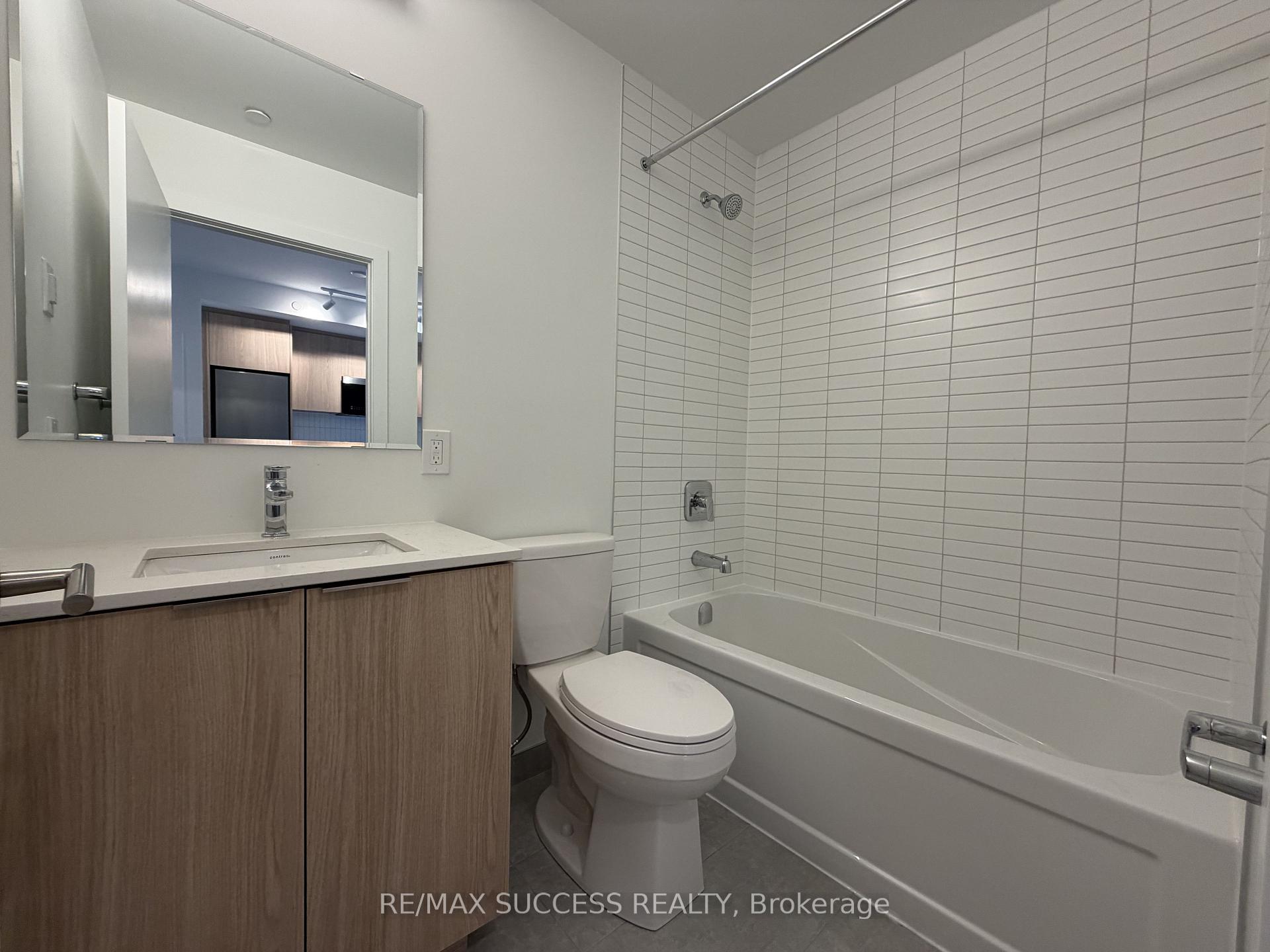 Photo 11 of 3008 William Cutmore Boulevard, Oakville, Joshua Meadows — HOMEH