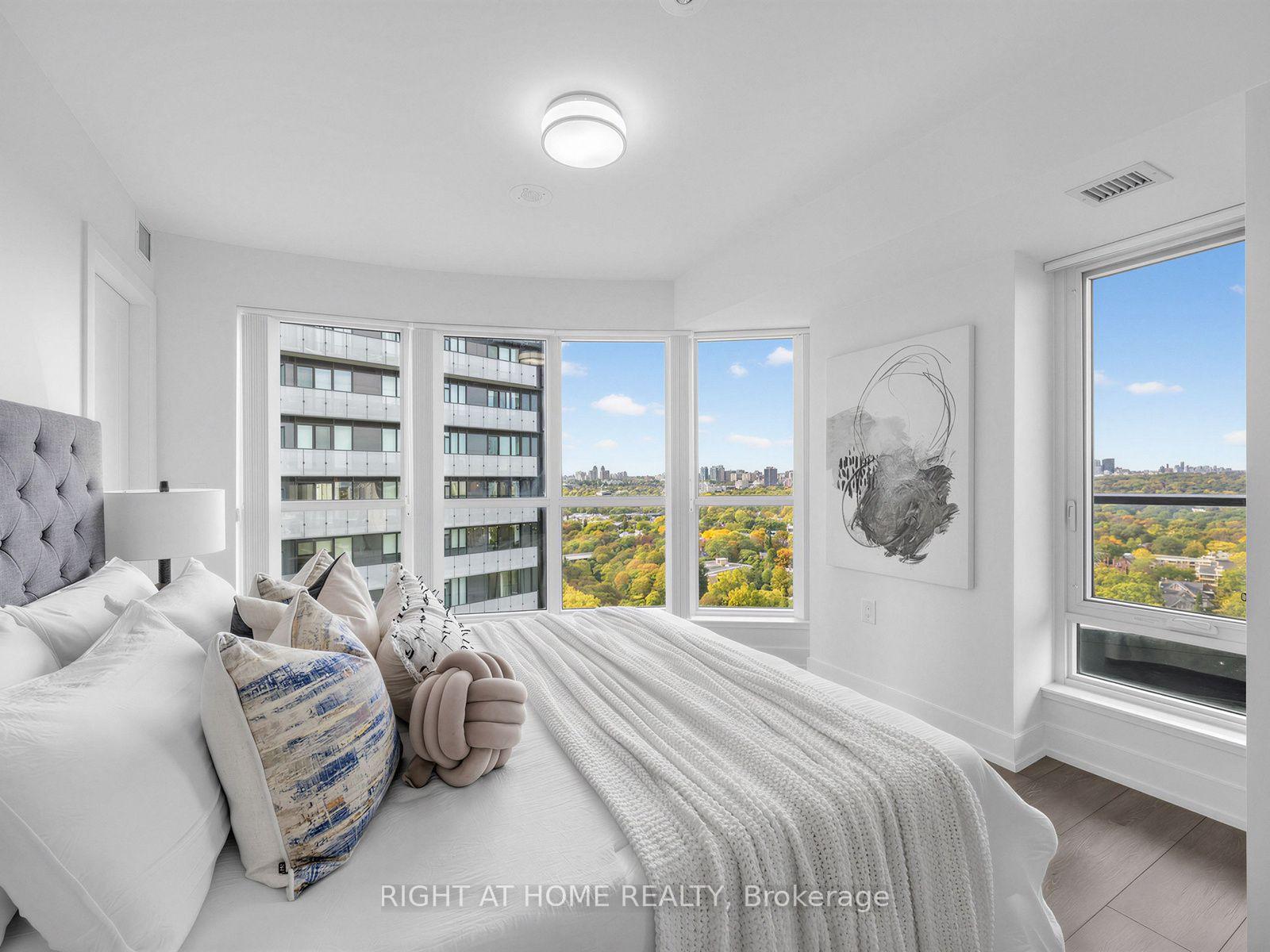 Photo 10 of Unit 2423, 585 Bloor Street E, Toronto, North St. James Town — HOMEH
