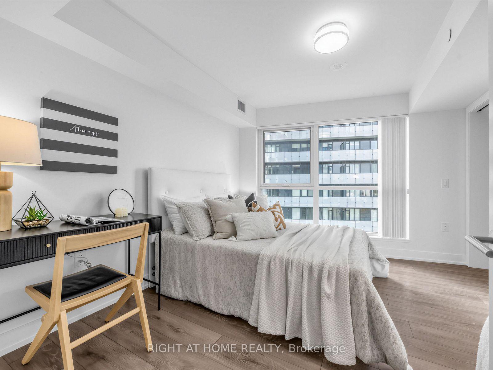 Photo 12 of Unit 2423, 585 Bloor Street E, Toronto, North St. James Town — HOMEH