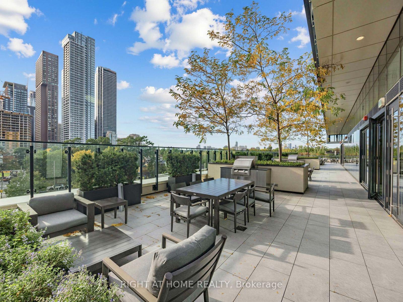 Photo 17 of Unit 2423, 585 Bloor Street E, Toronto, North St. James Town — HOMEH