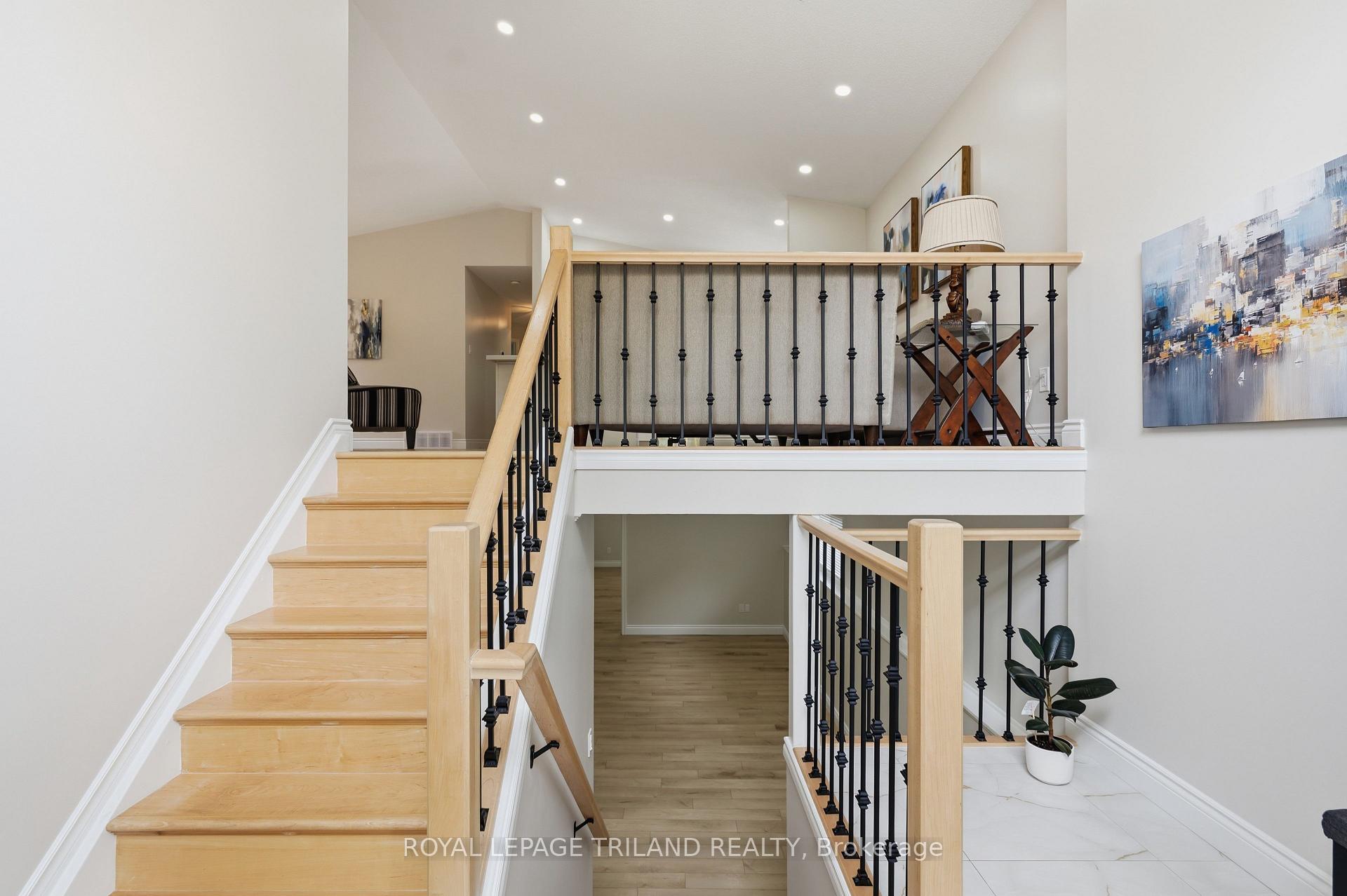 Photo 3 of 74 Kennedy Place, London, East I — HOMEH