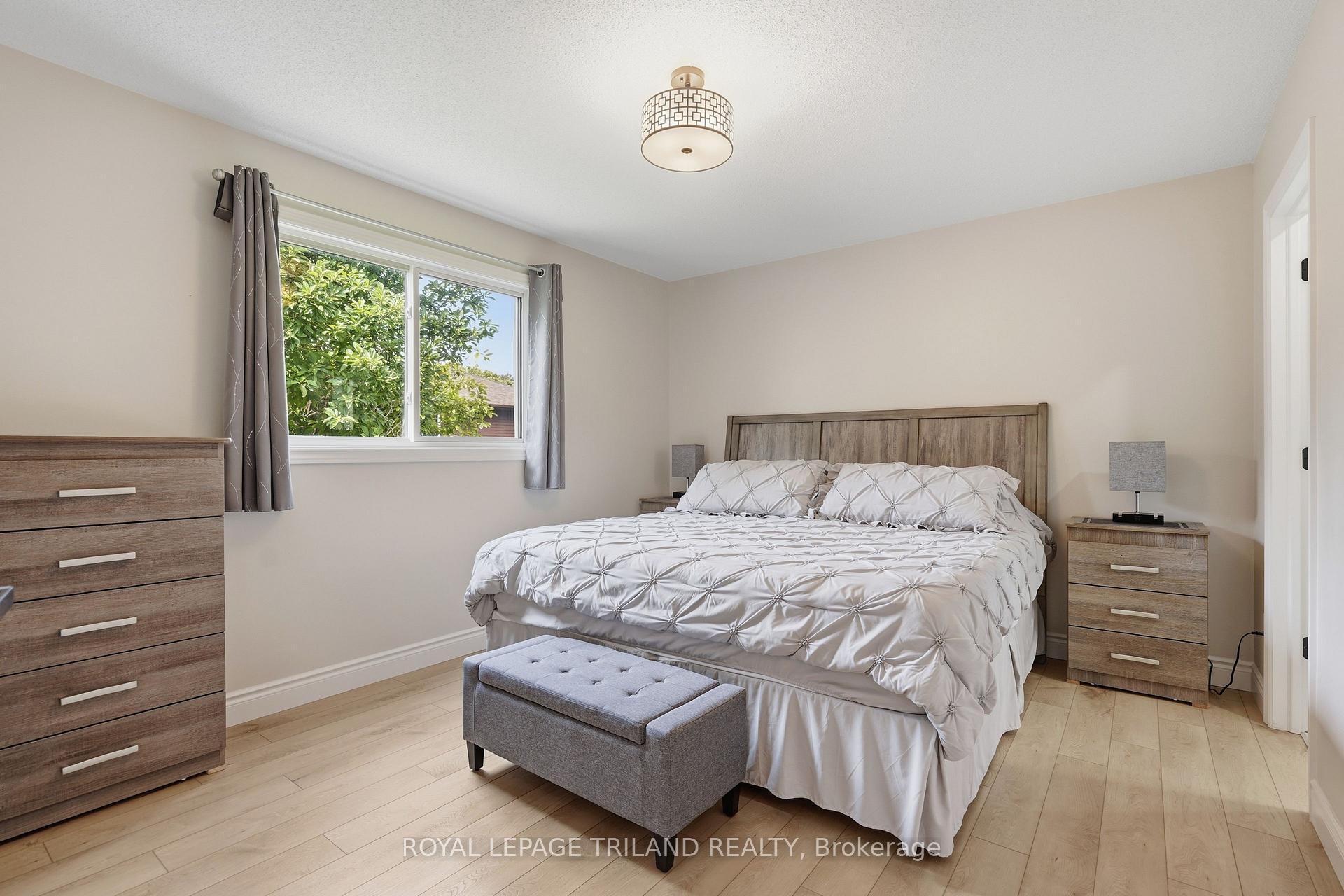 Photo 13 of 74 Kennedy Place, London, East I — HOMEH