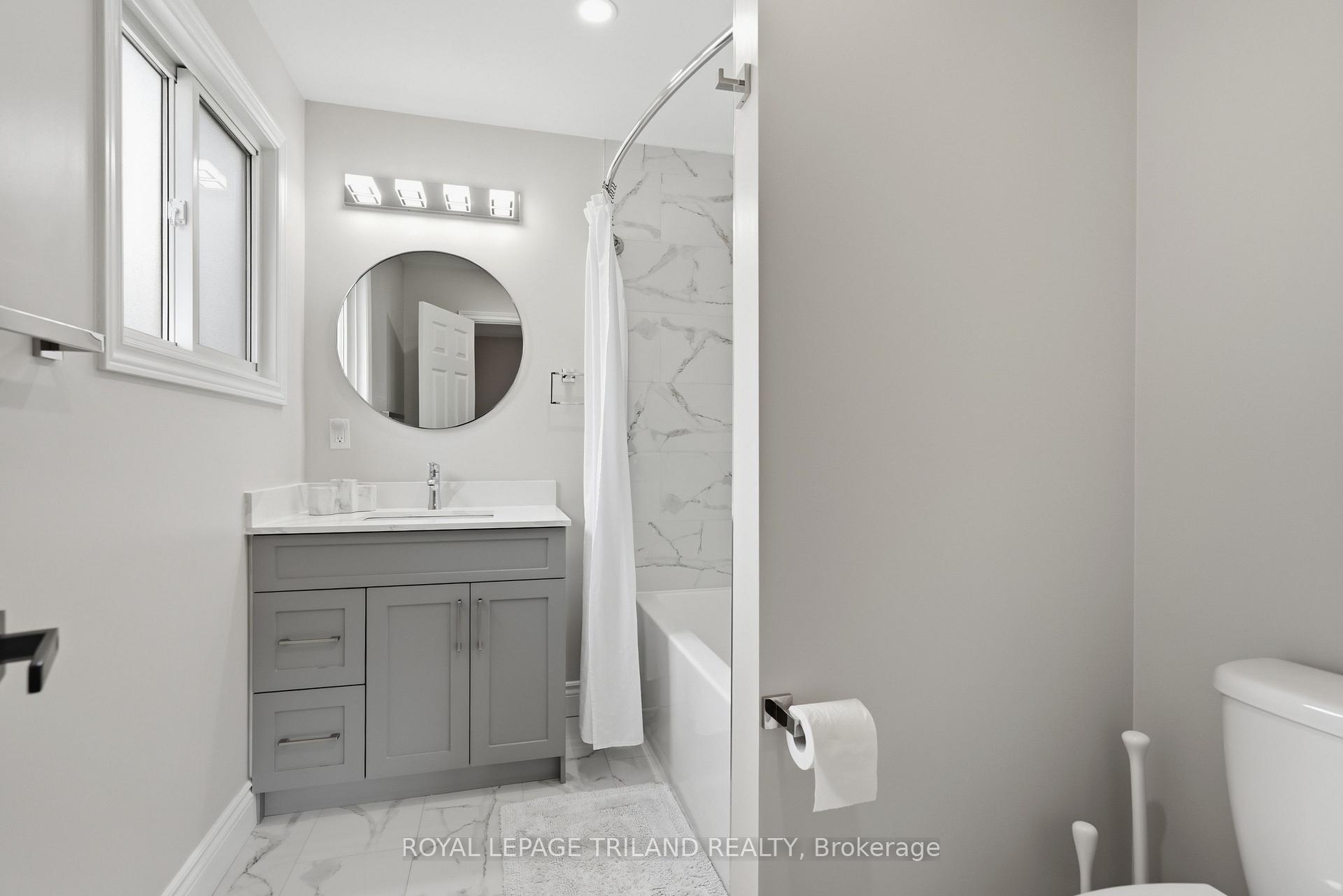 Photo 17 of 74 Kennedy Place, London, East I — HOMEH