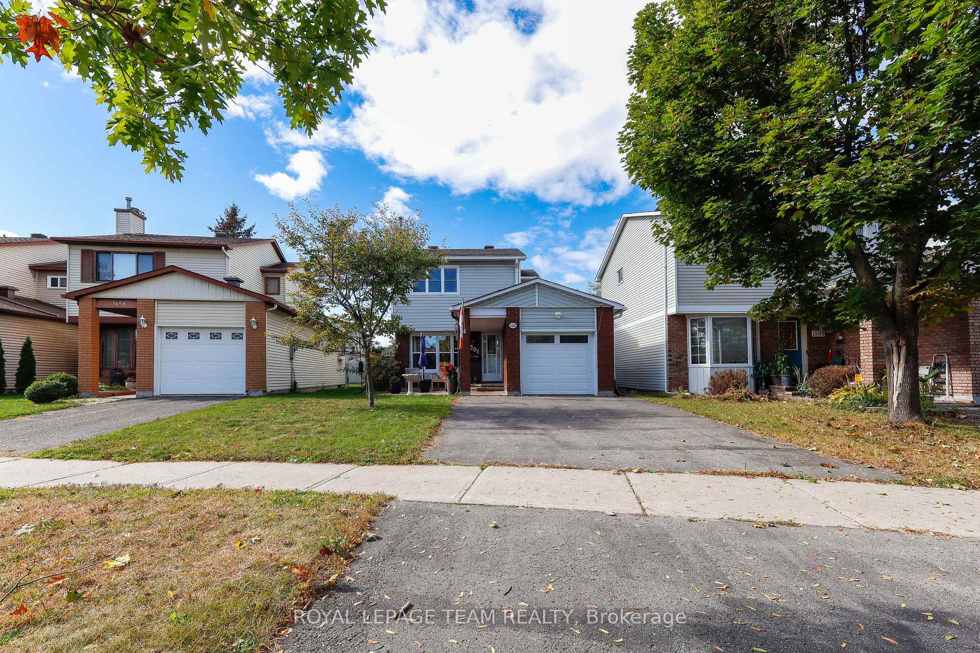 Photo 2 of 1501 Meadowbrook Road, Ottawa, Pineview — HOMEH