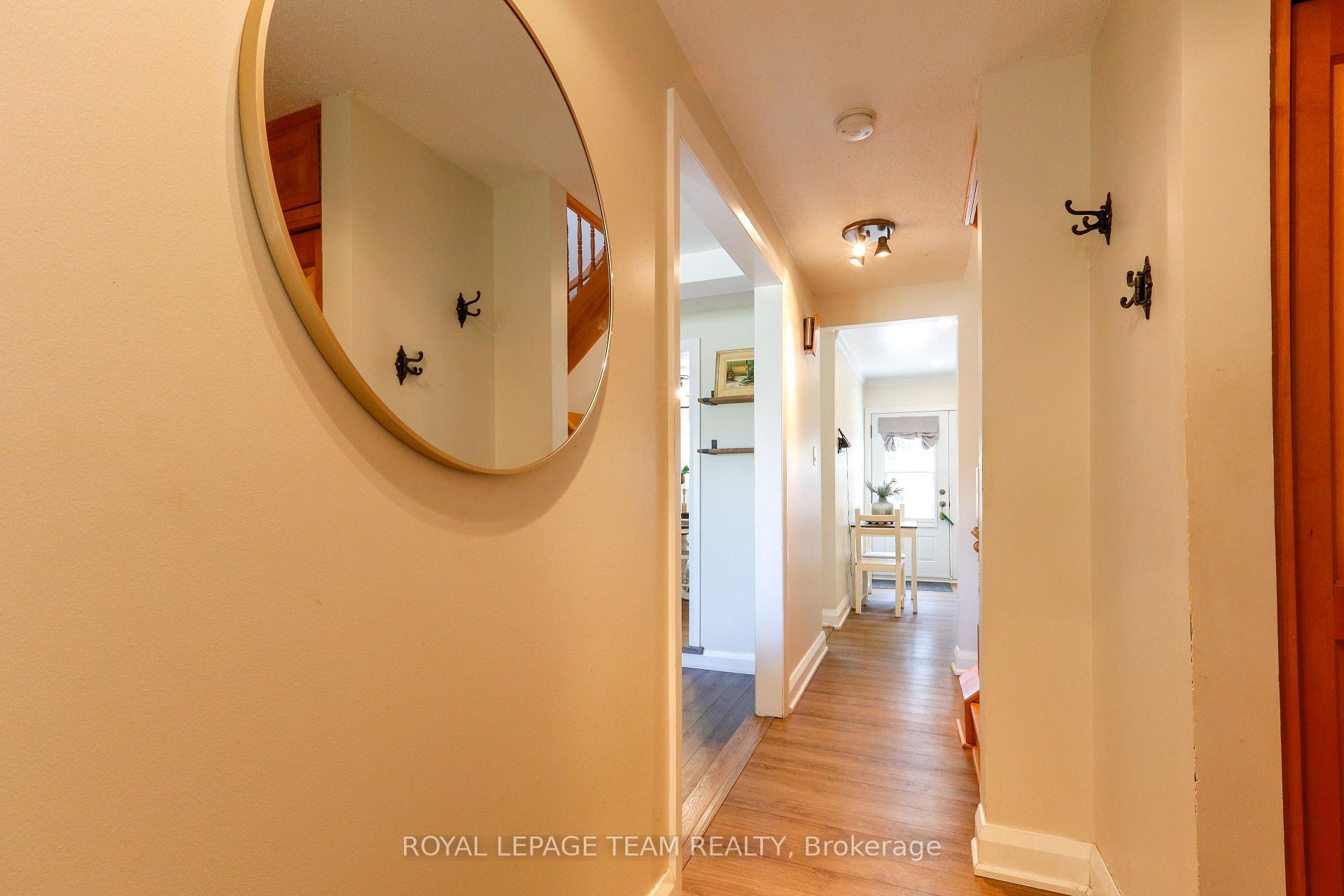 Photo 6 of 1501 Meadowbrook Road, Ottawa, Pineview — HOMEH